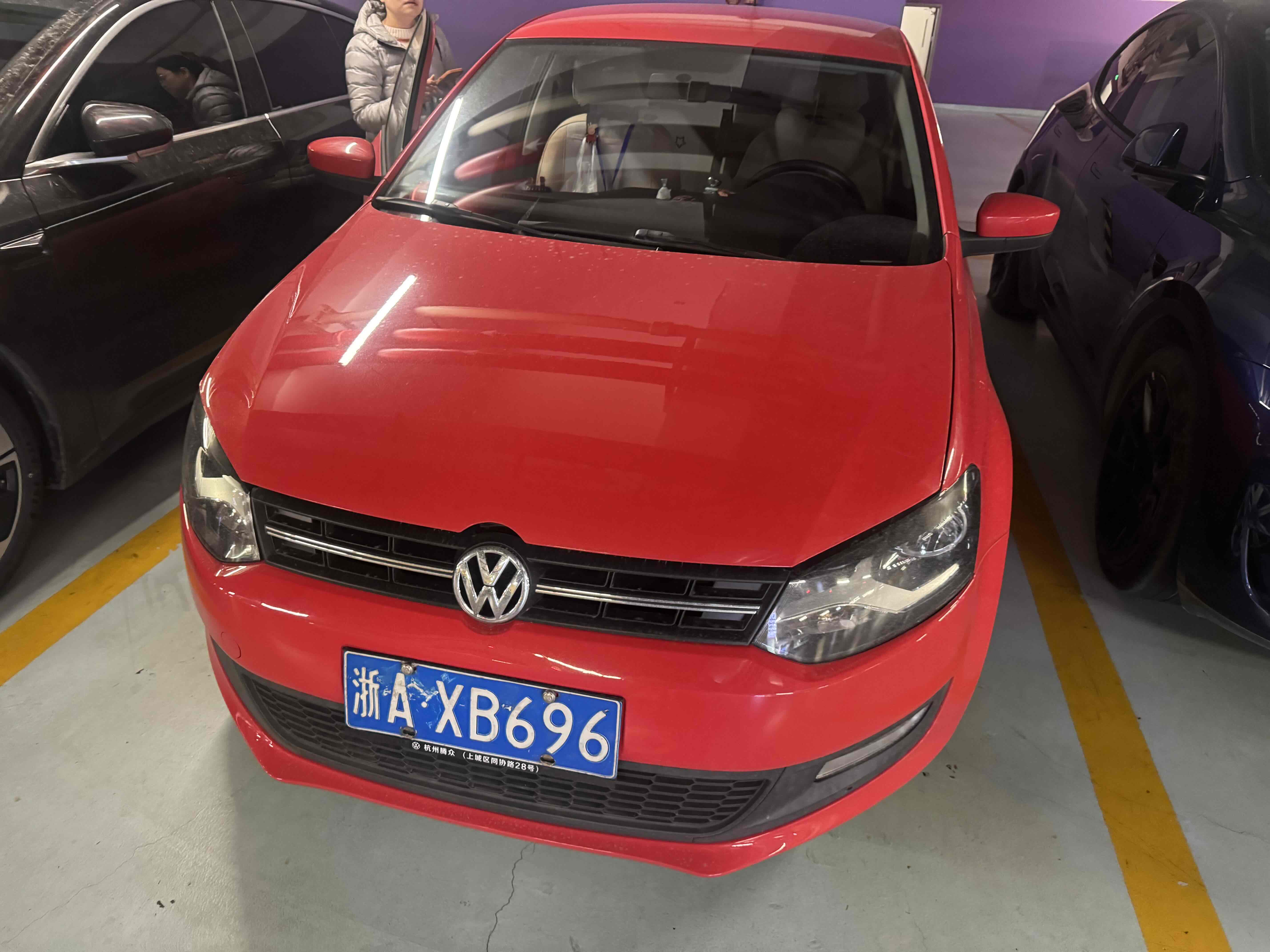Volkswagen Polo 2014 car image 