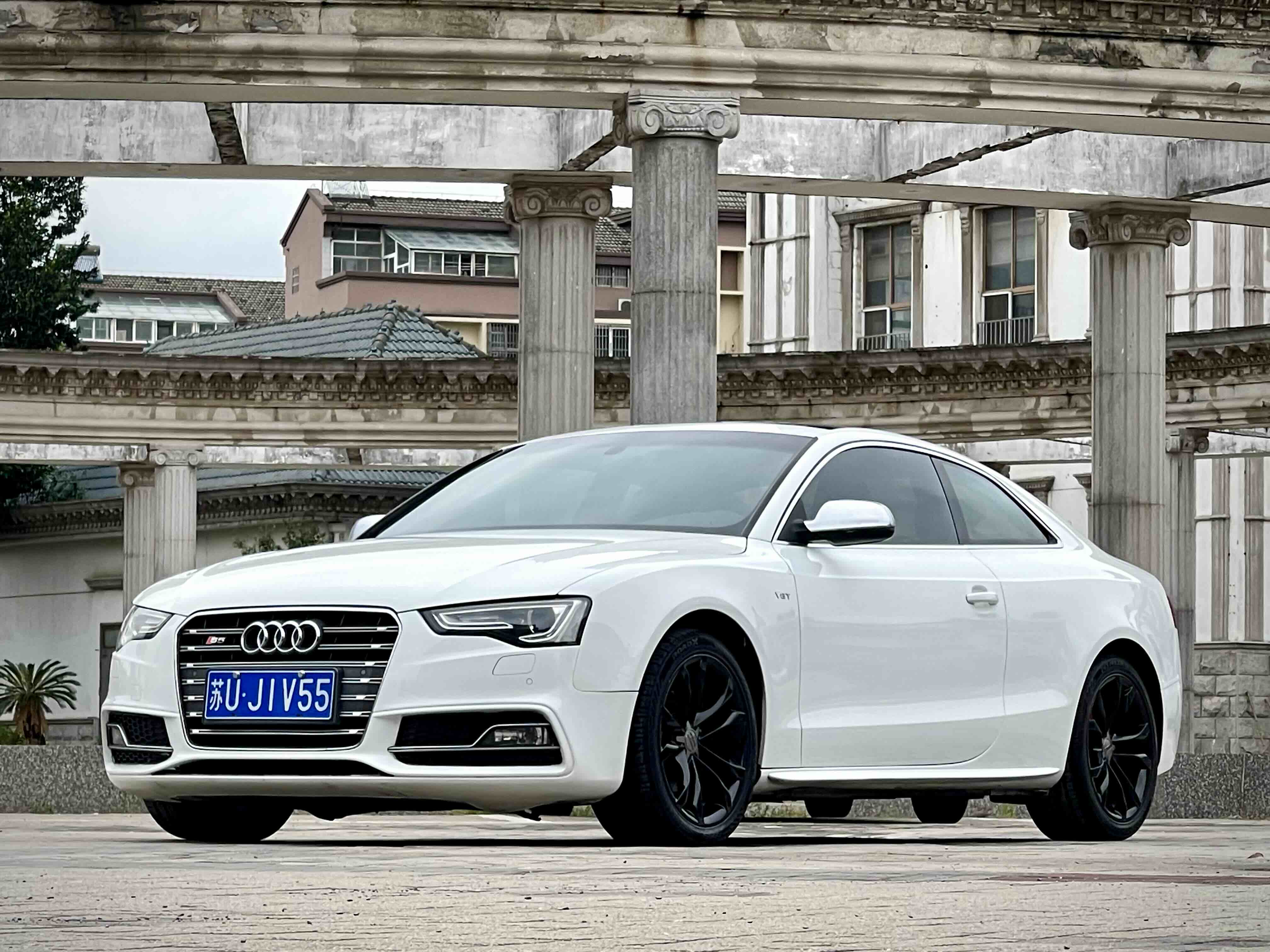 Audi S5 2013 car image 