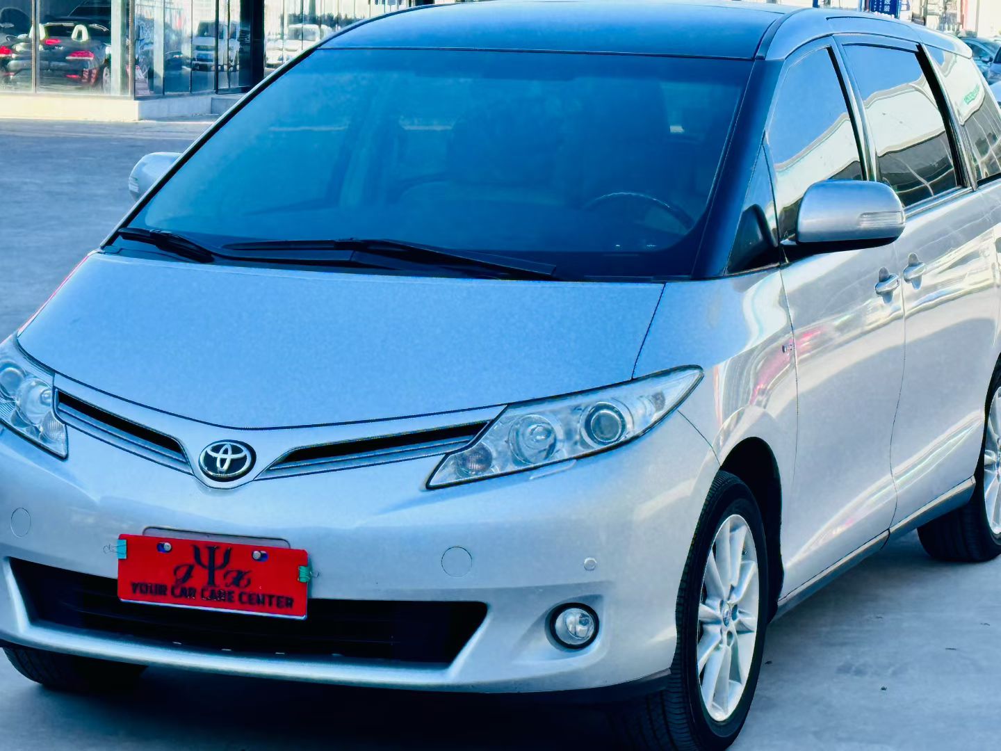 Toyota Previa 2013 car image 