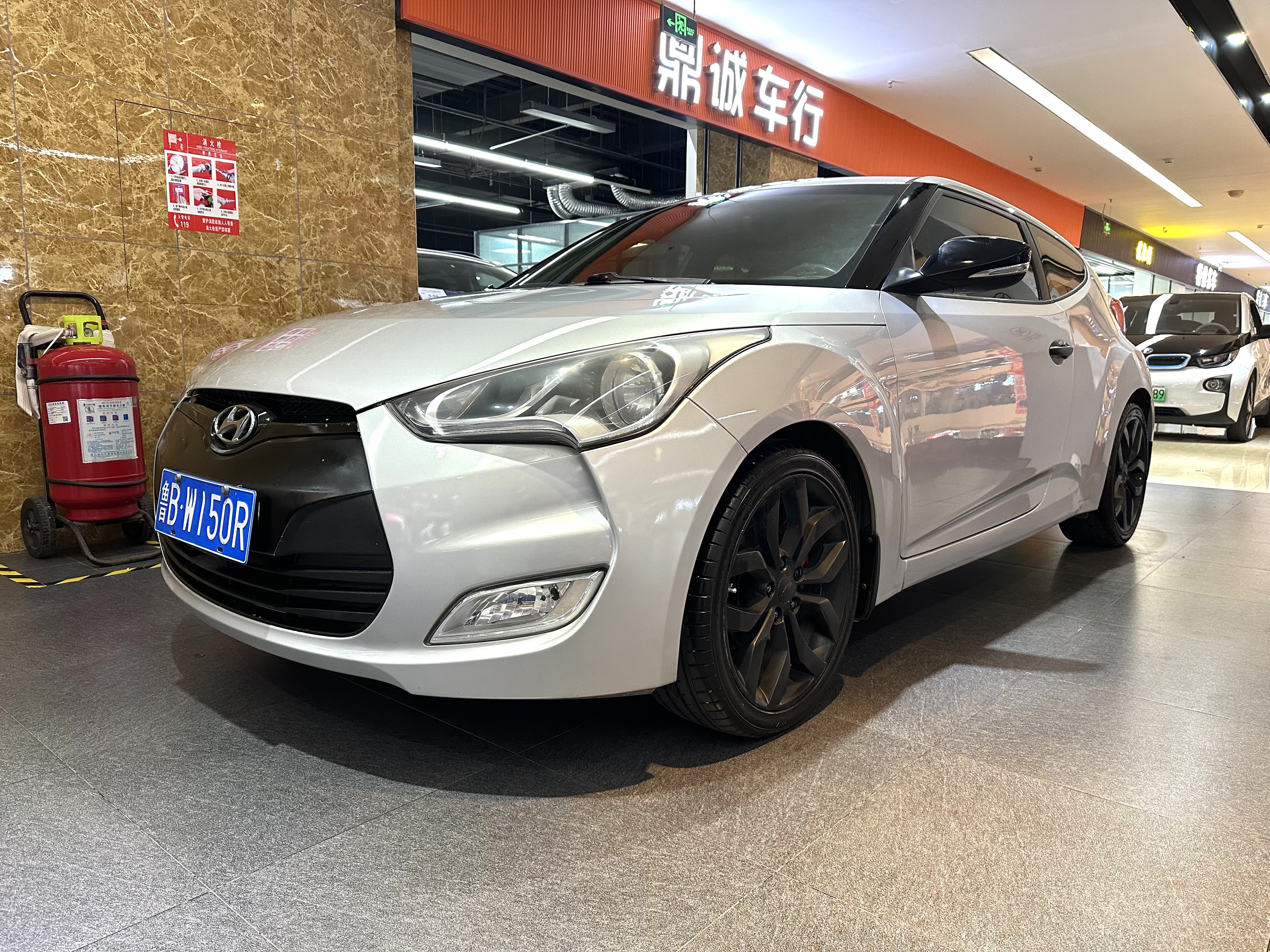 Hyundai Veloster 2012 car image 