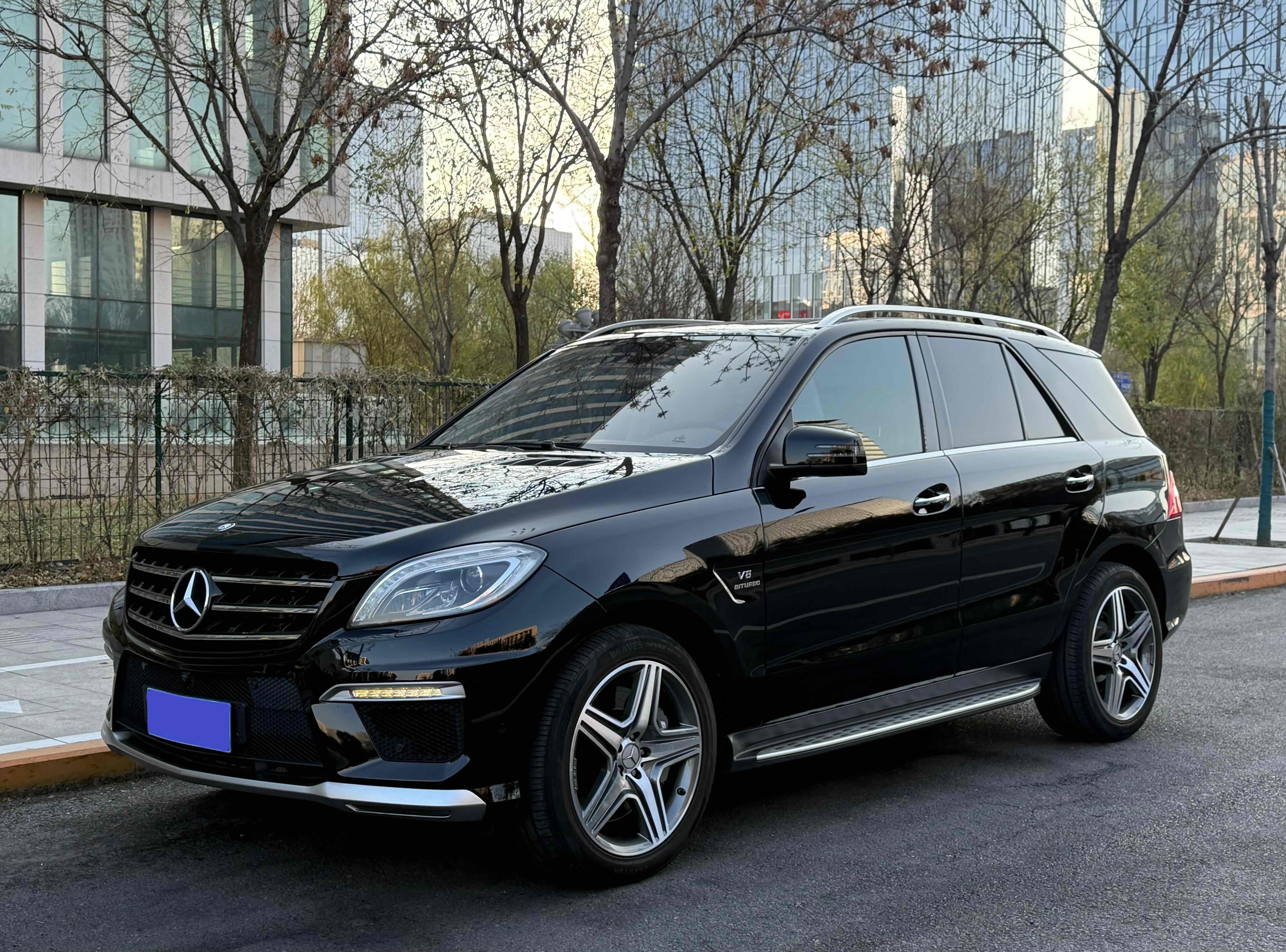 Mercedes-Benz M Class 2013 car image 