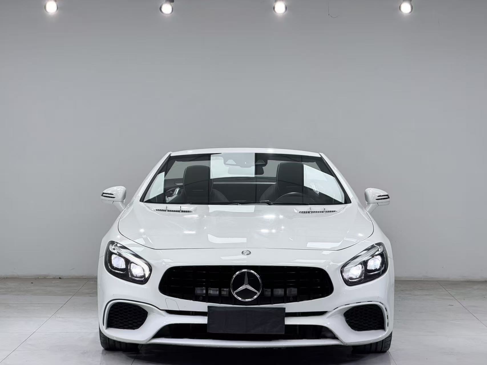 Mercedes-Benz SL Class 2017 car image 