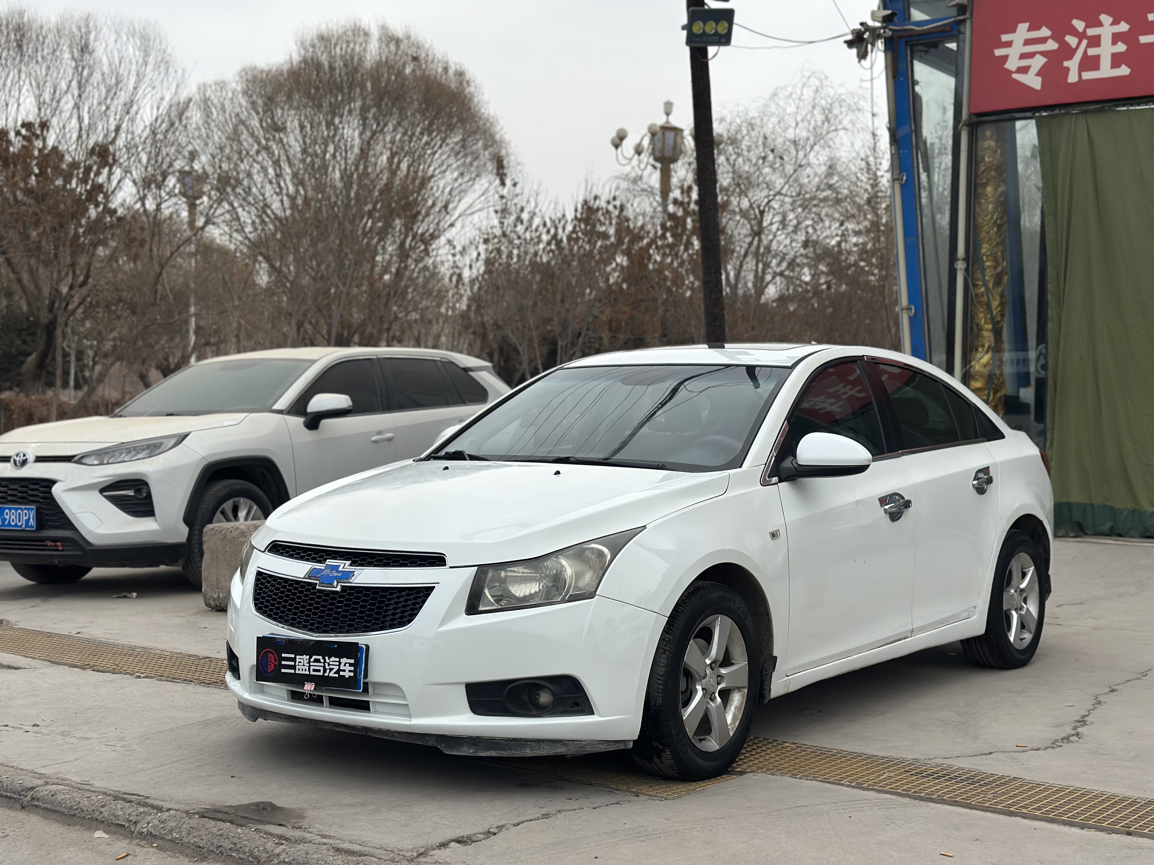 Chevrolet Cruze 2012 immagine di auto 