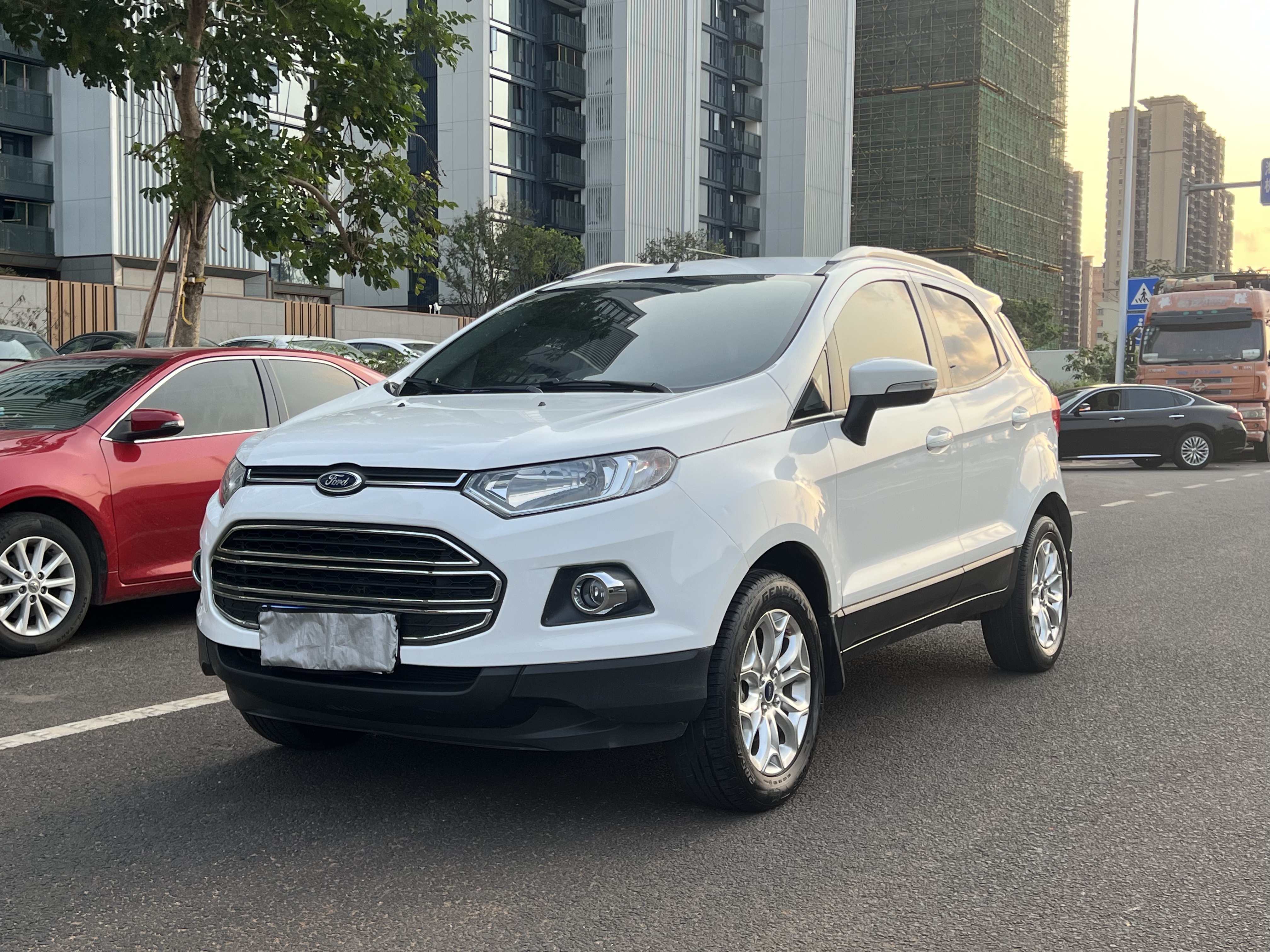 Ford EcoSport 2016 صورة سيارة 