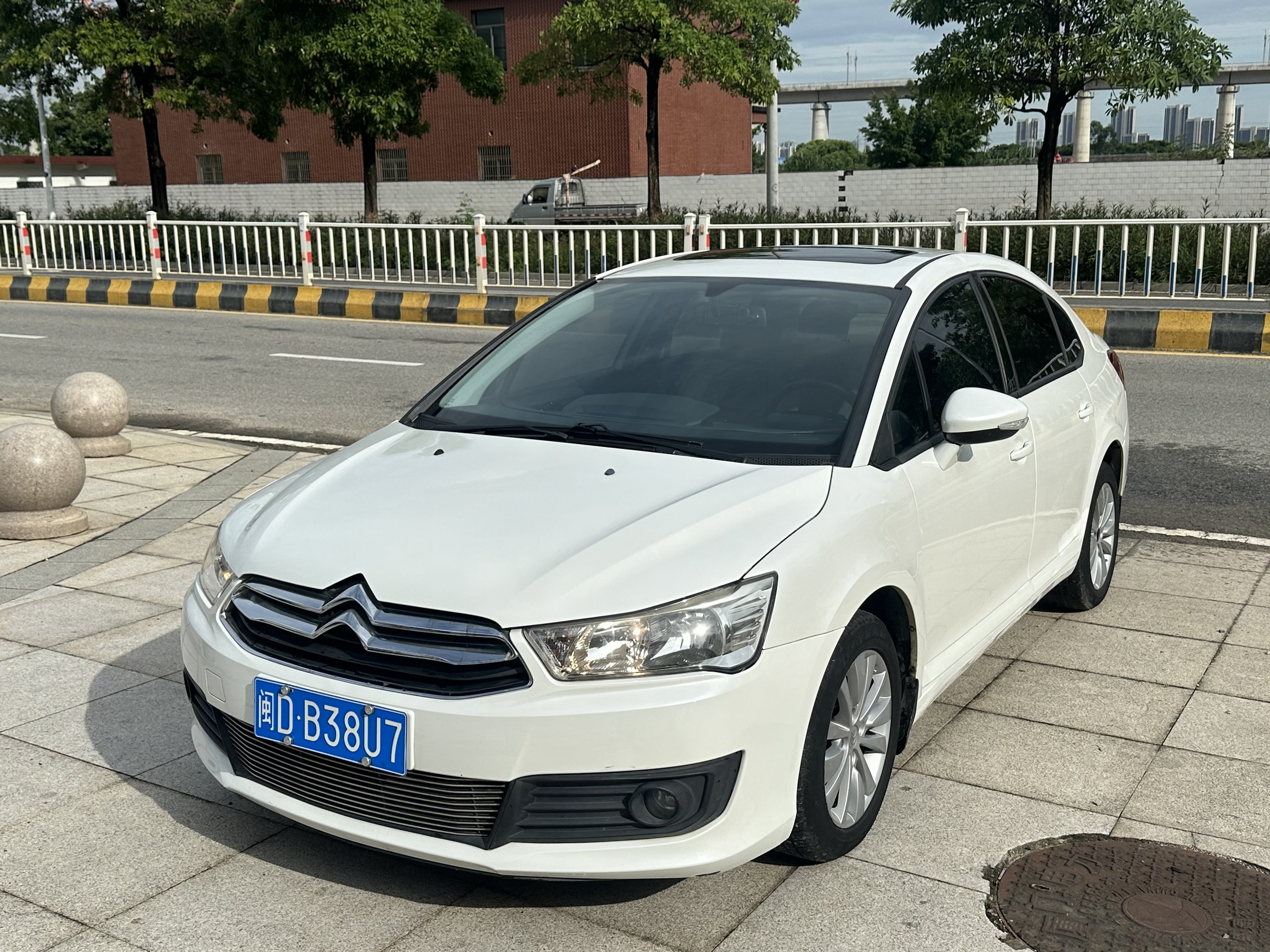 Citroen C-Quatre 2014 immagine di auto 