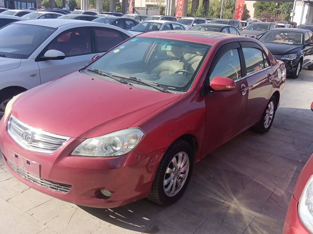 BYD G3 2013 BYD G3 2013 car image