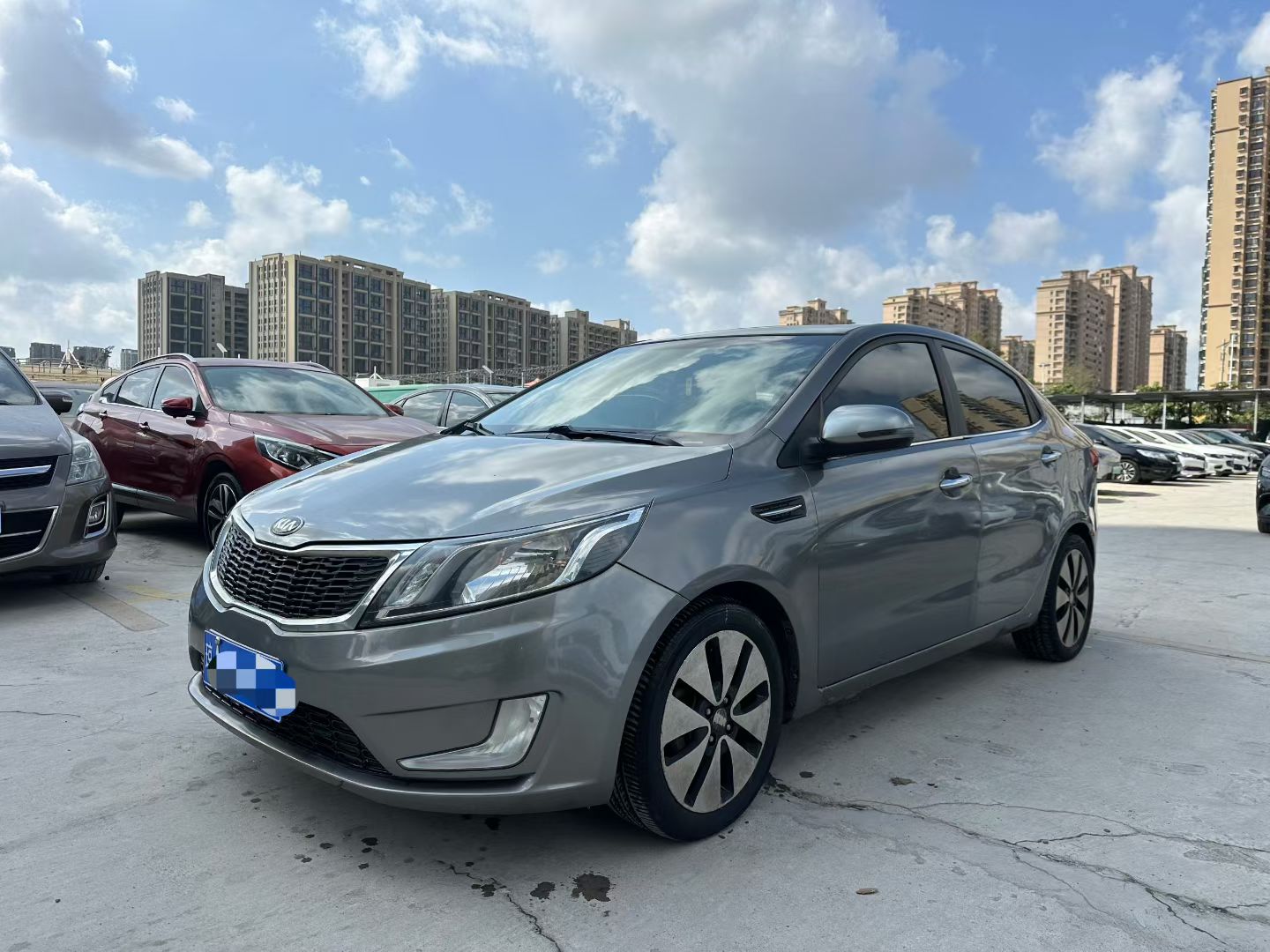 Kia K2 2013 汽车图片 