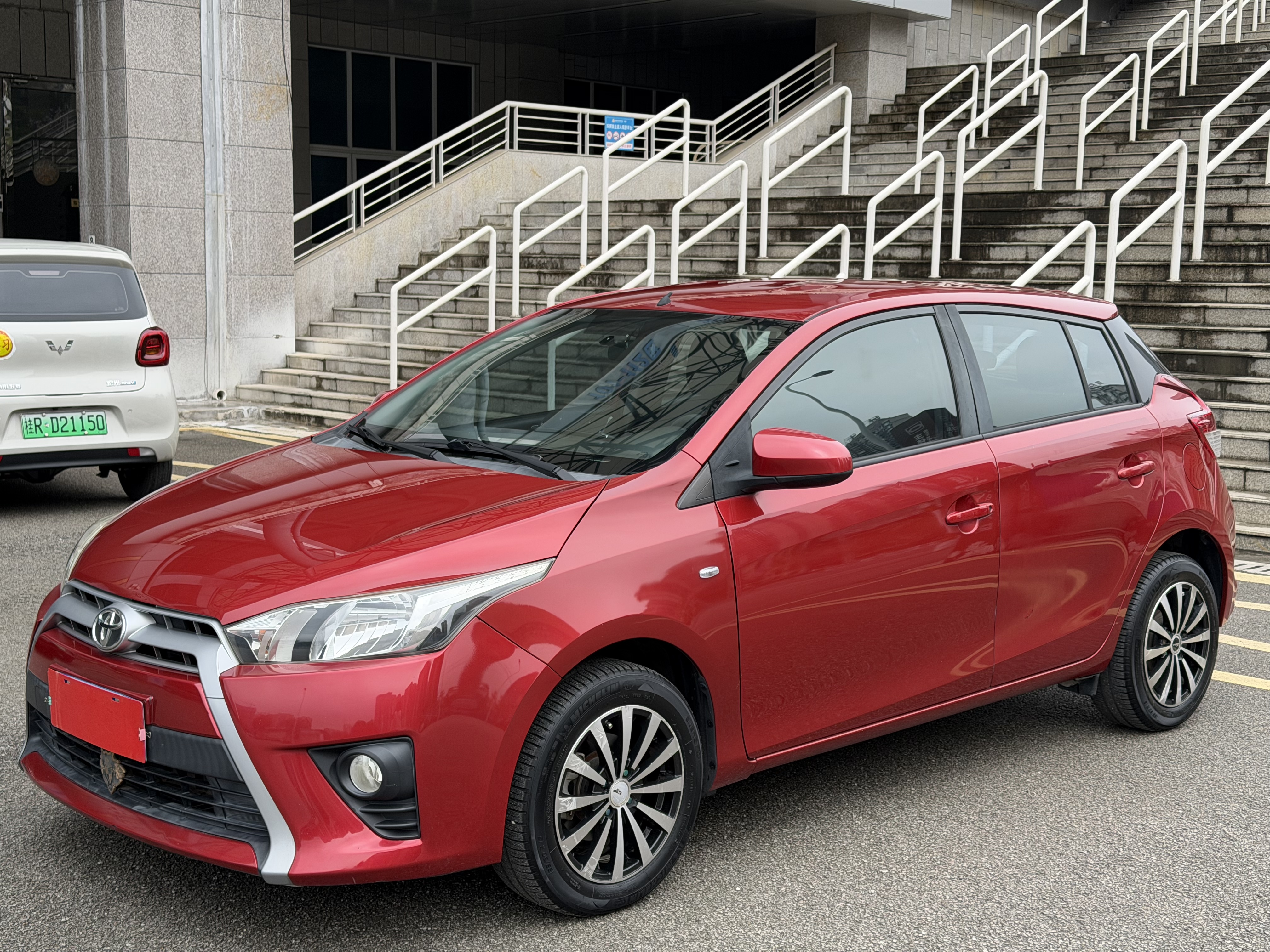 Yaris L Zhixuan 2014 Yaris L Zhixuan 2014 car image
