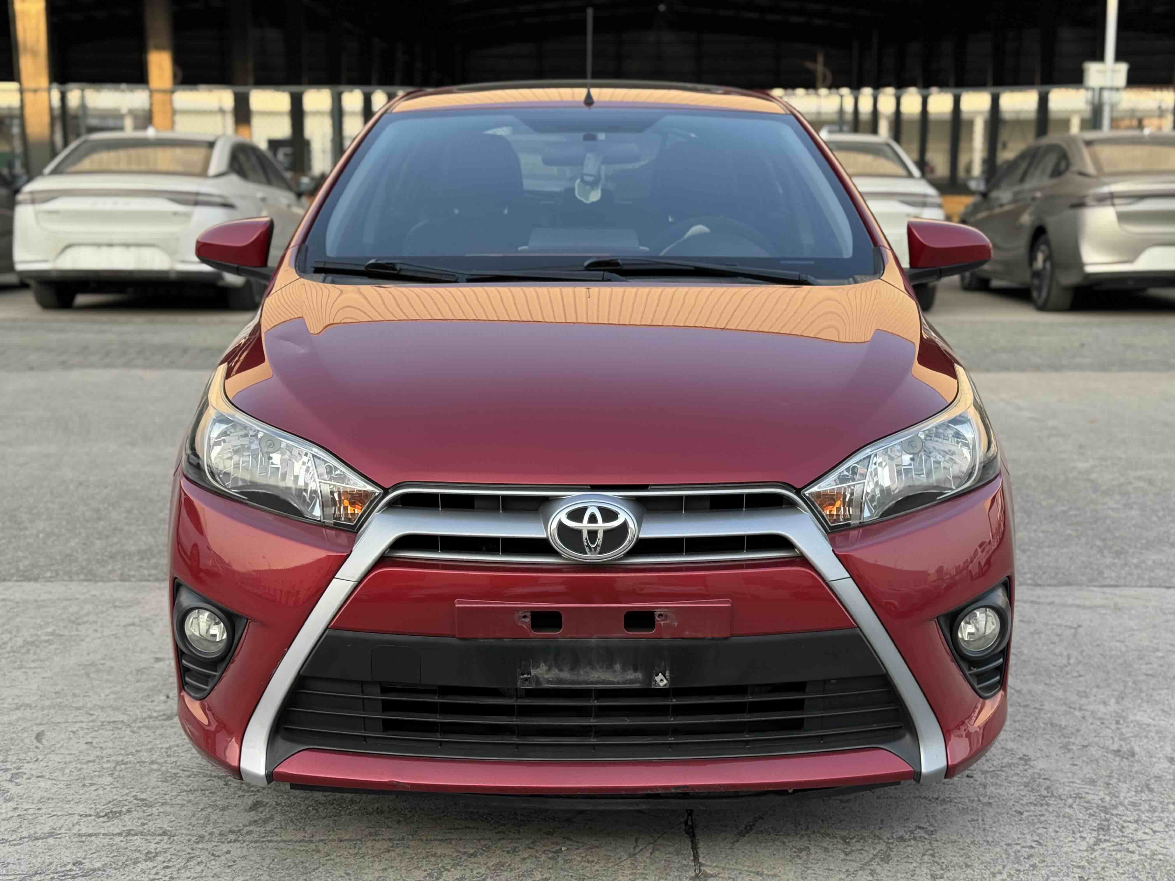 Yaris L Zhixuan 2014 Yaris L Zhixuan 2014 car image