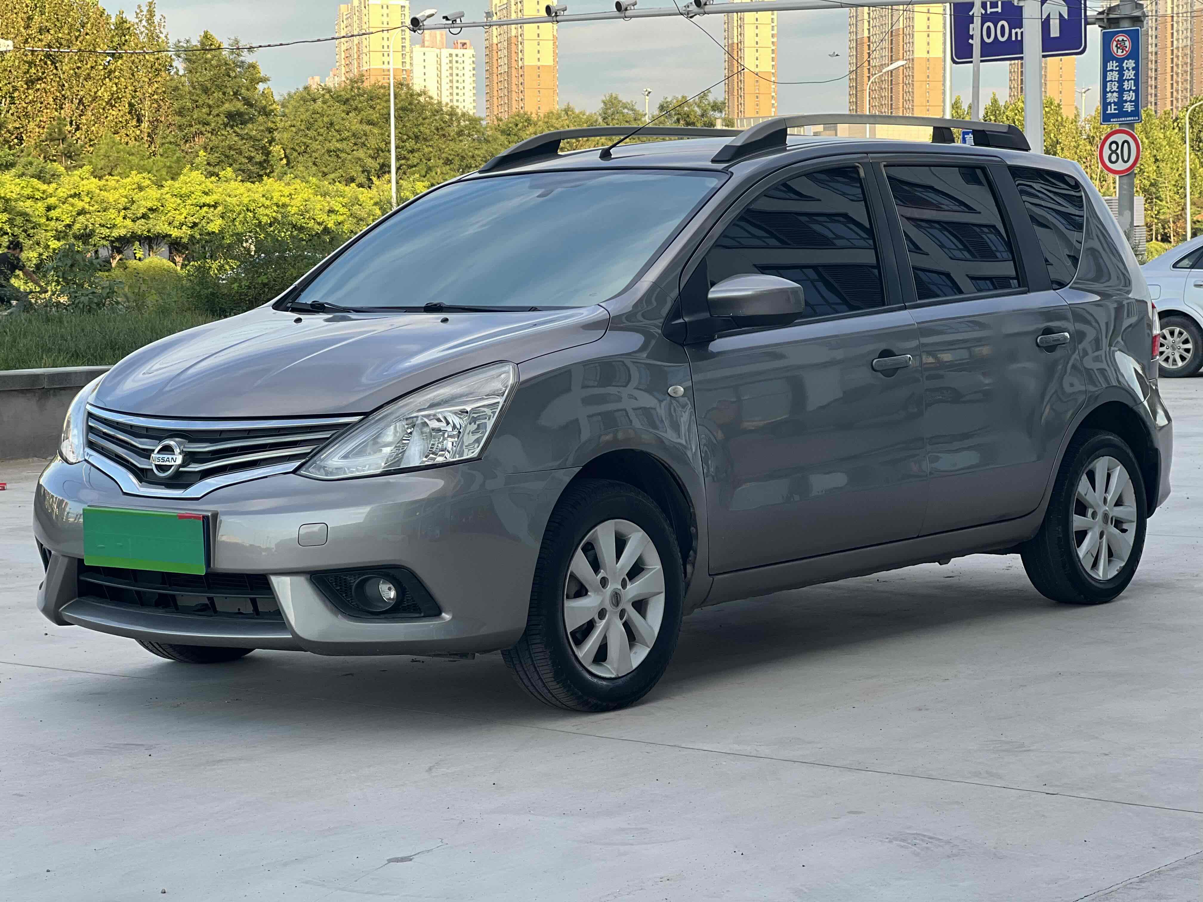 Nissan Livina 2014 汽车图片 