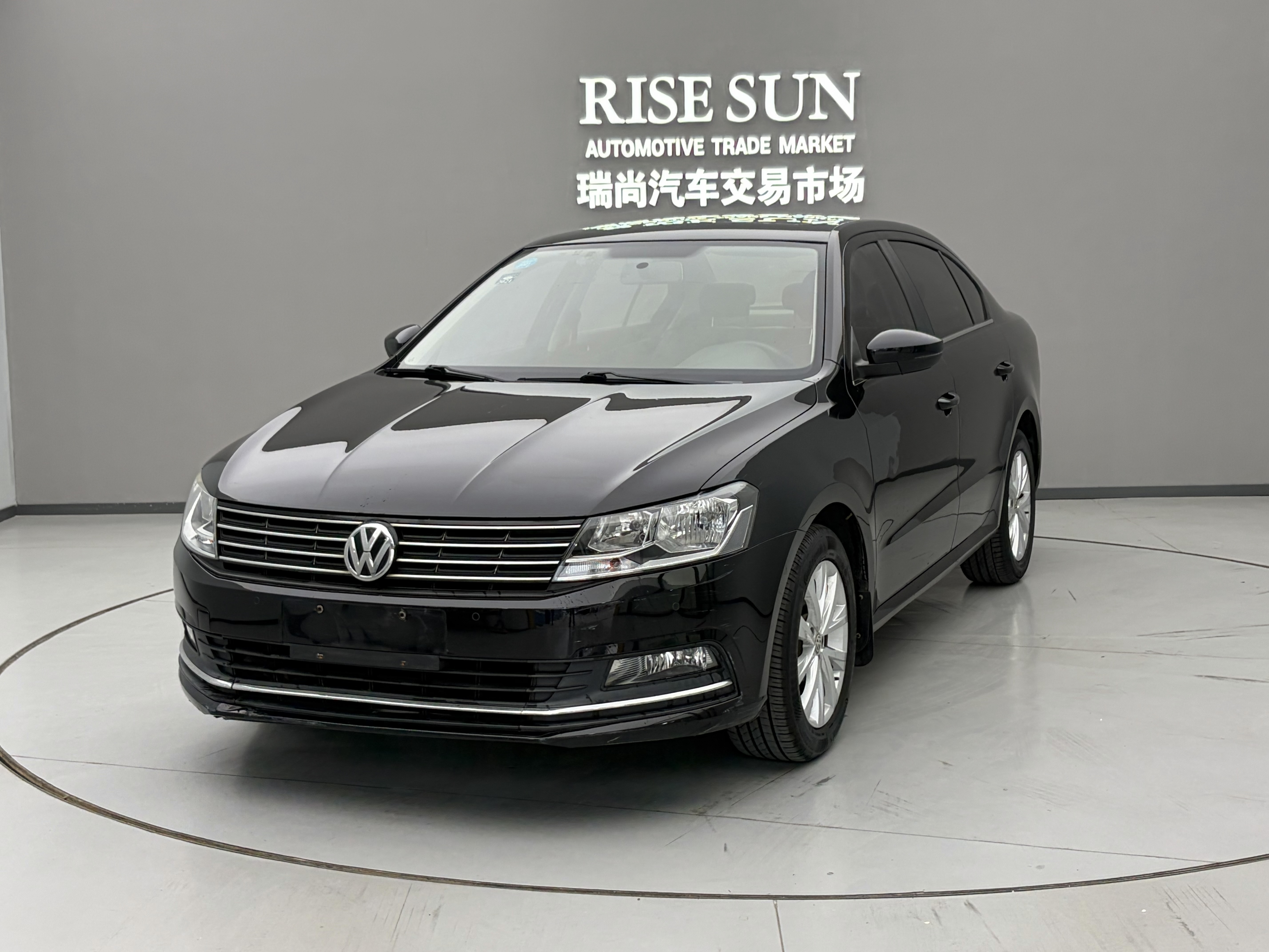 Volkswagen Lavida 2019 Volkswagen Lavida 2019 car image