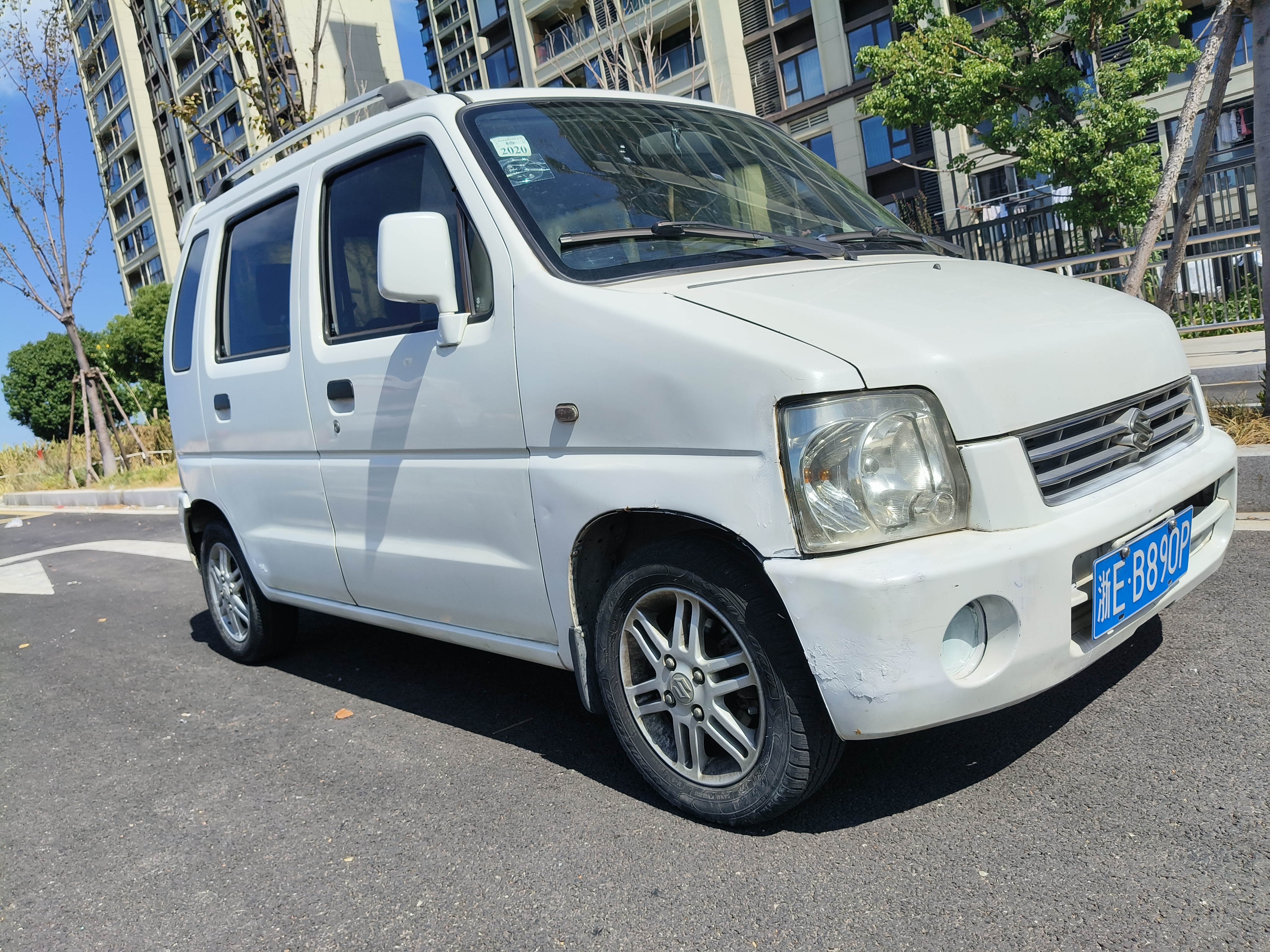 Suzuki Wagon R 2013 image de voiture 
