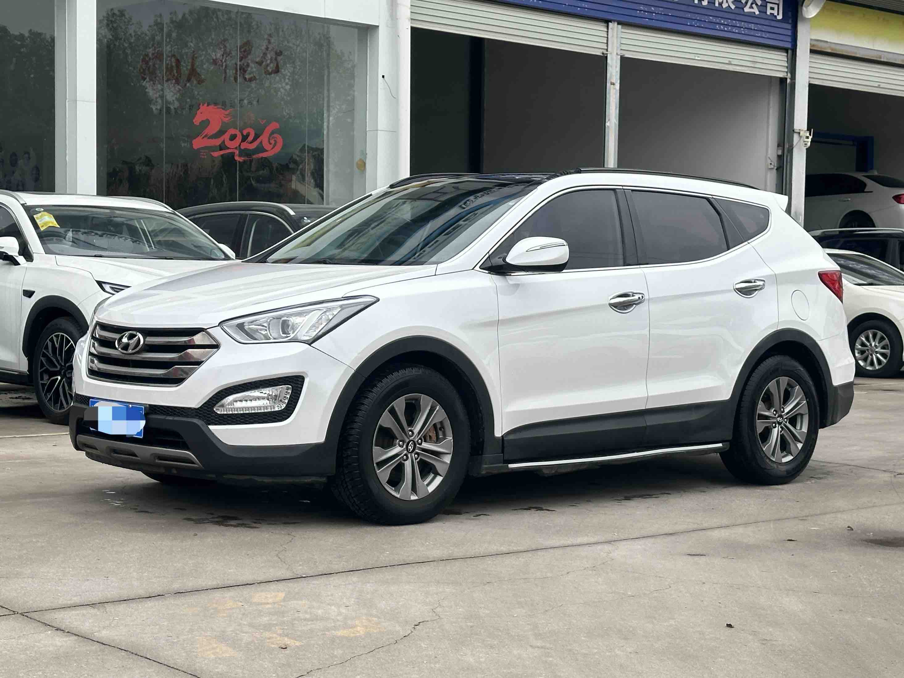 Hyundai Santa Fe 2016 car image 