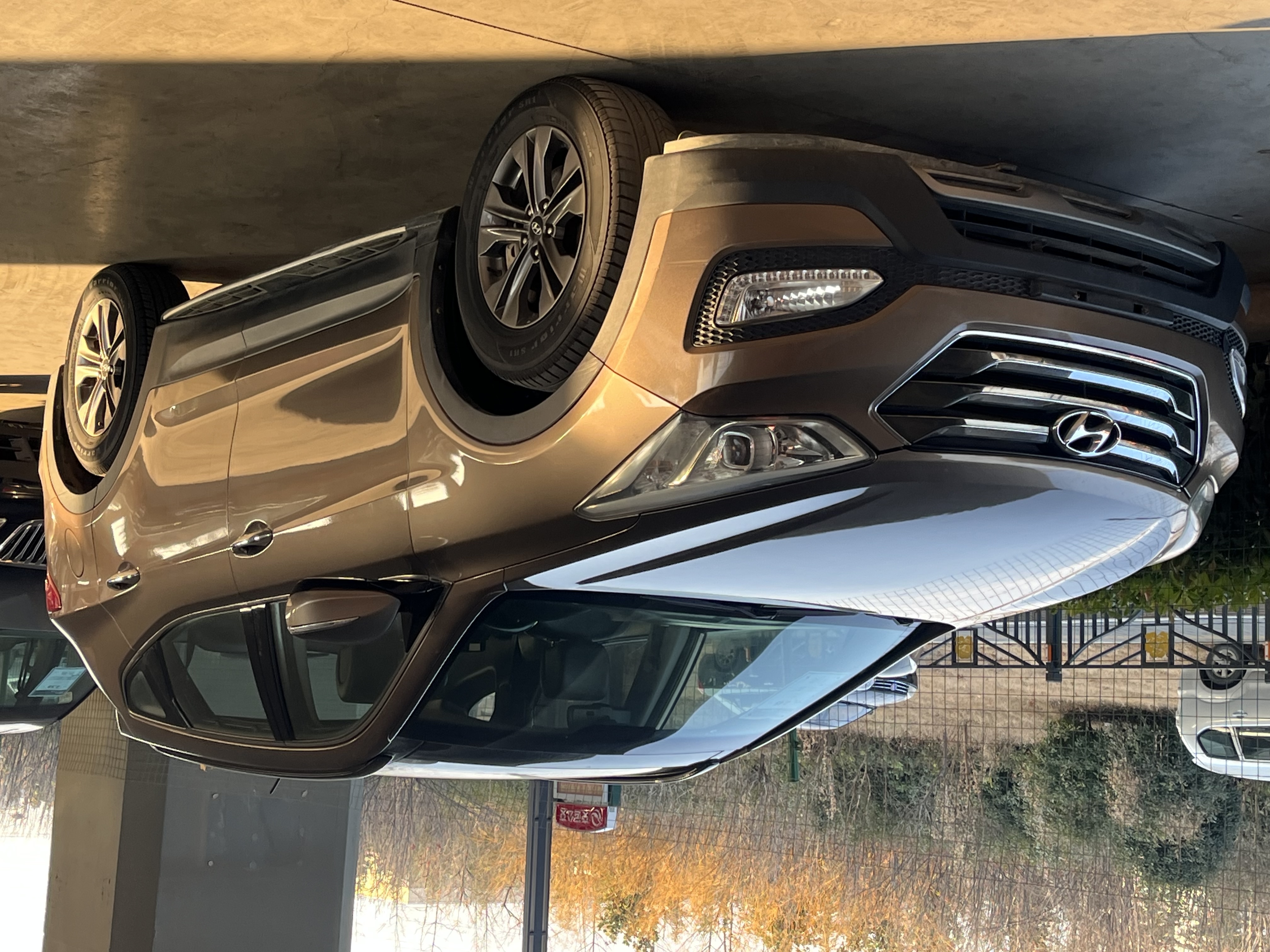 Hyundai Santa Fe 2014 car image 