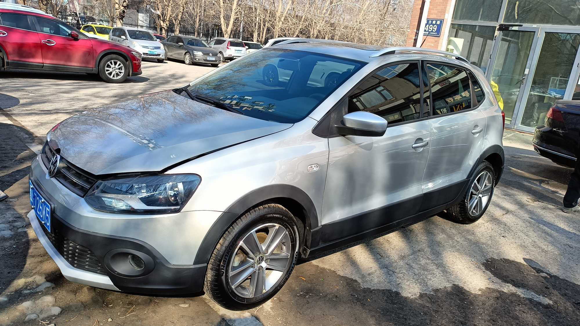 Polo 2012 car image 