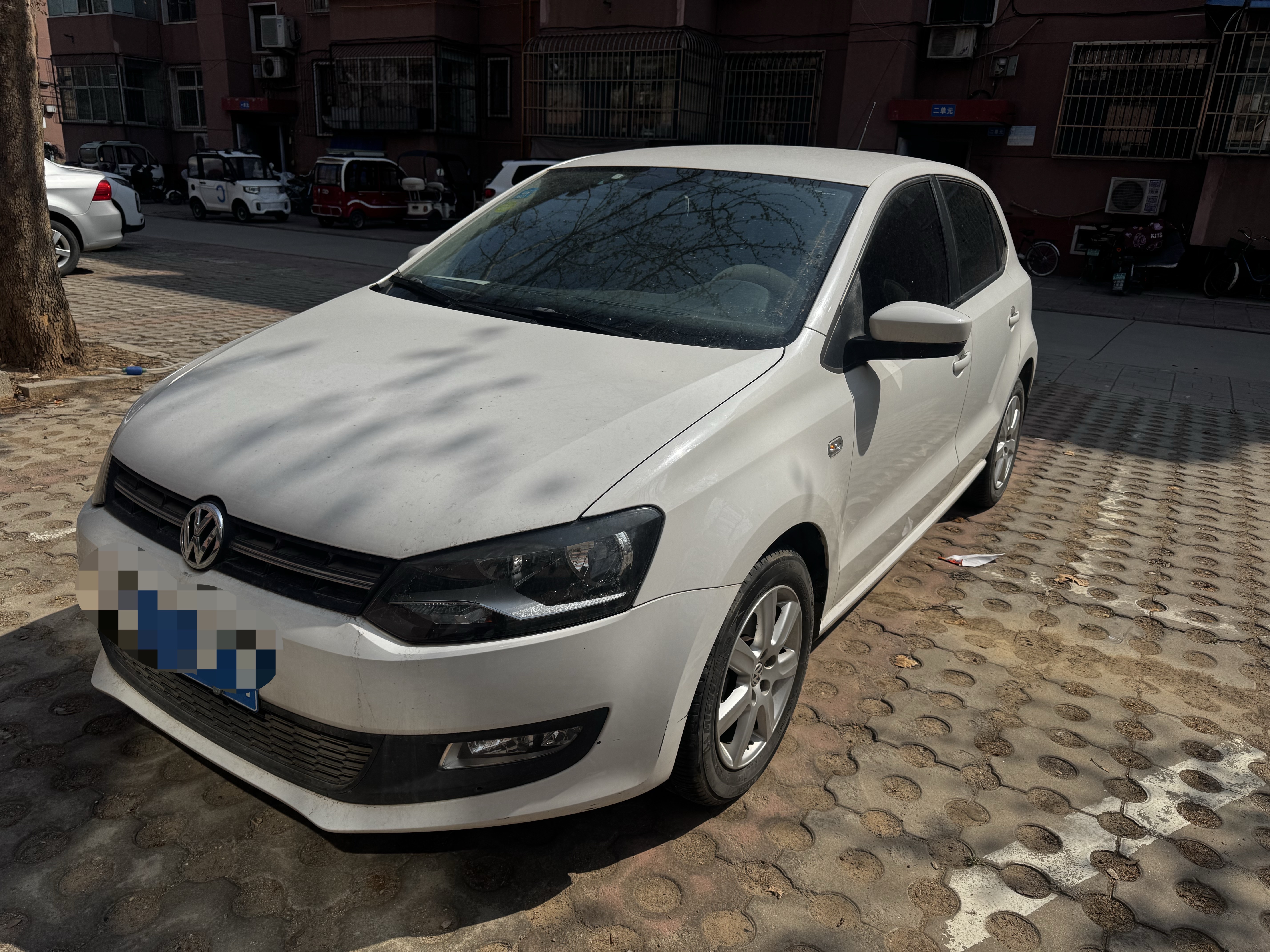 Polo 2013 immagine di auto 