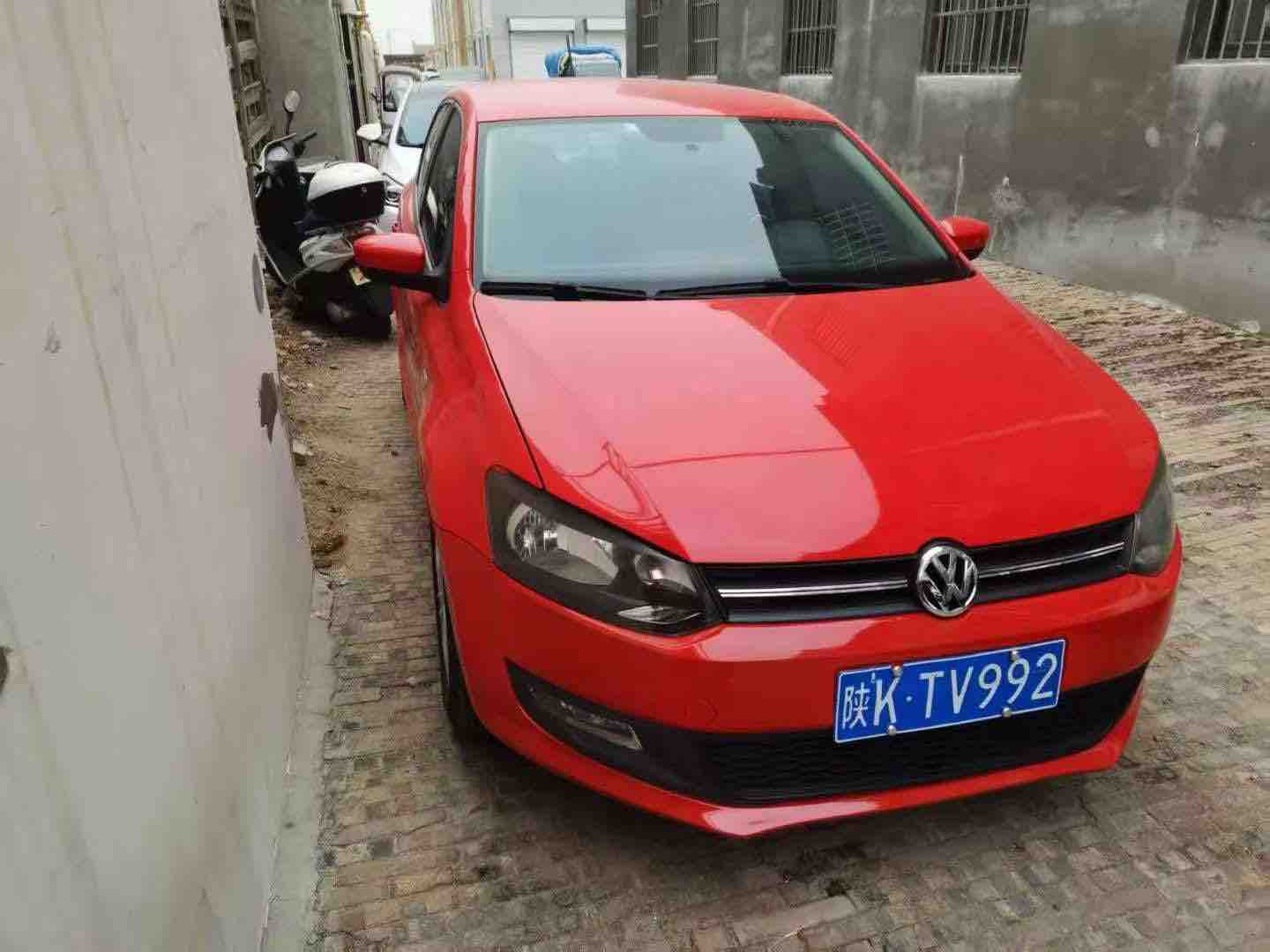 Volkswagen Polo 2012 car image 