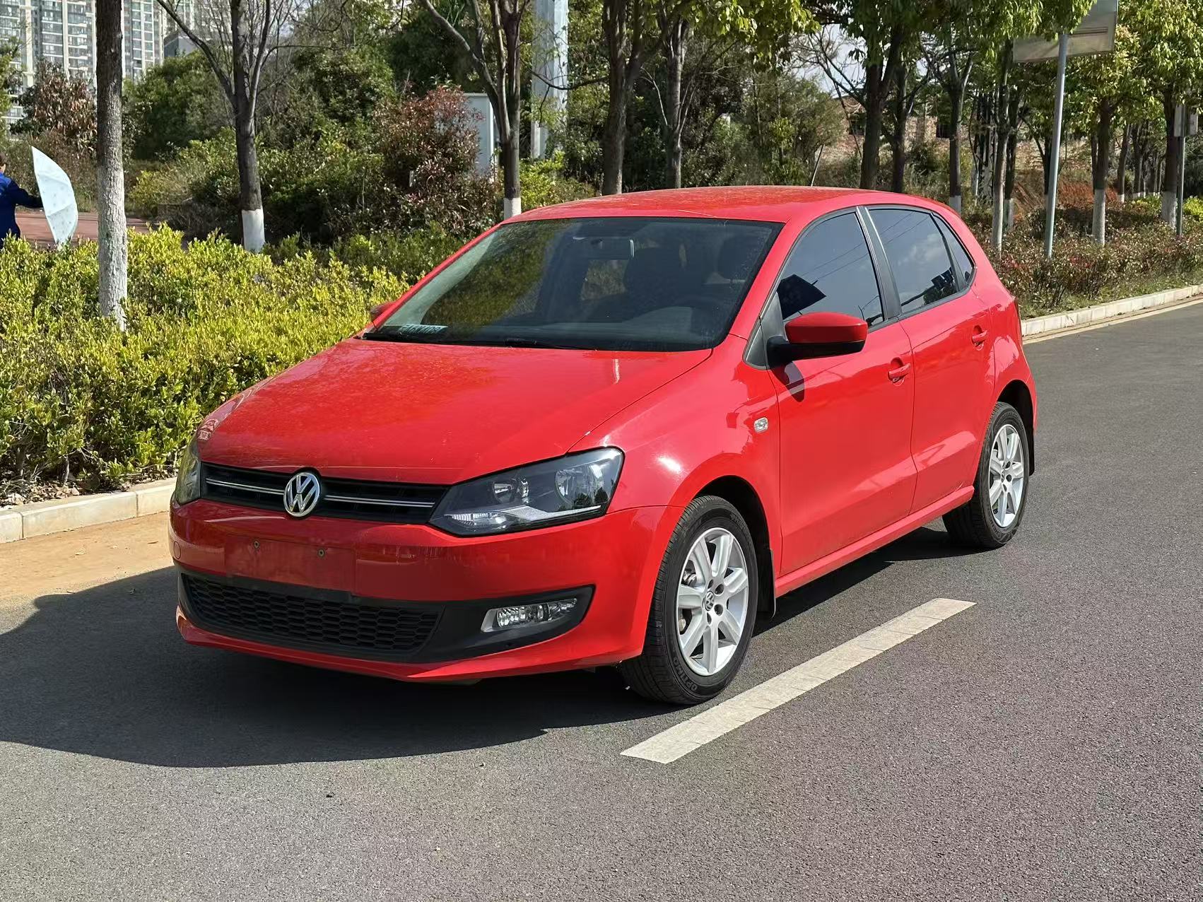Polo 2013 car image 