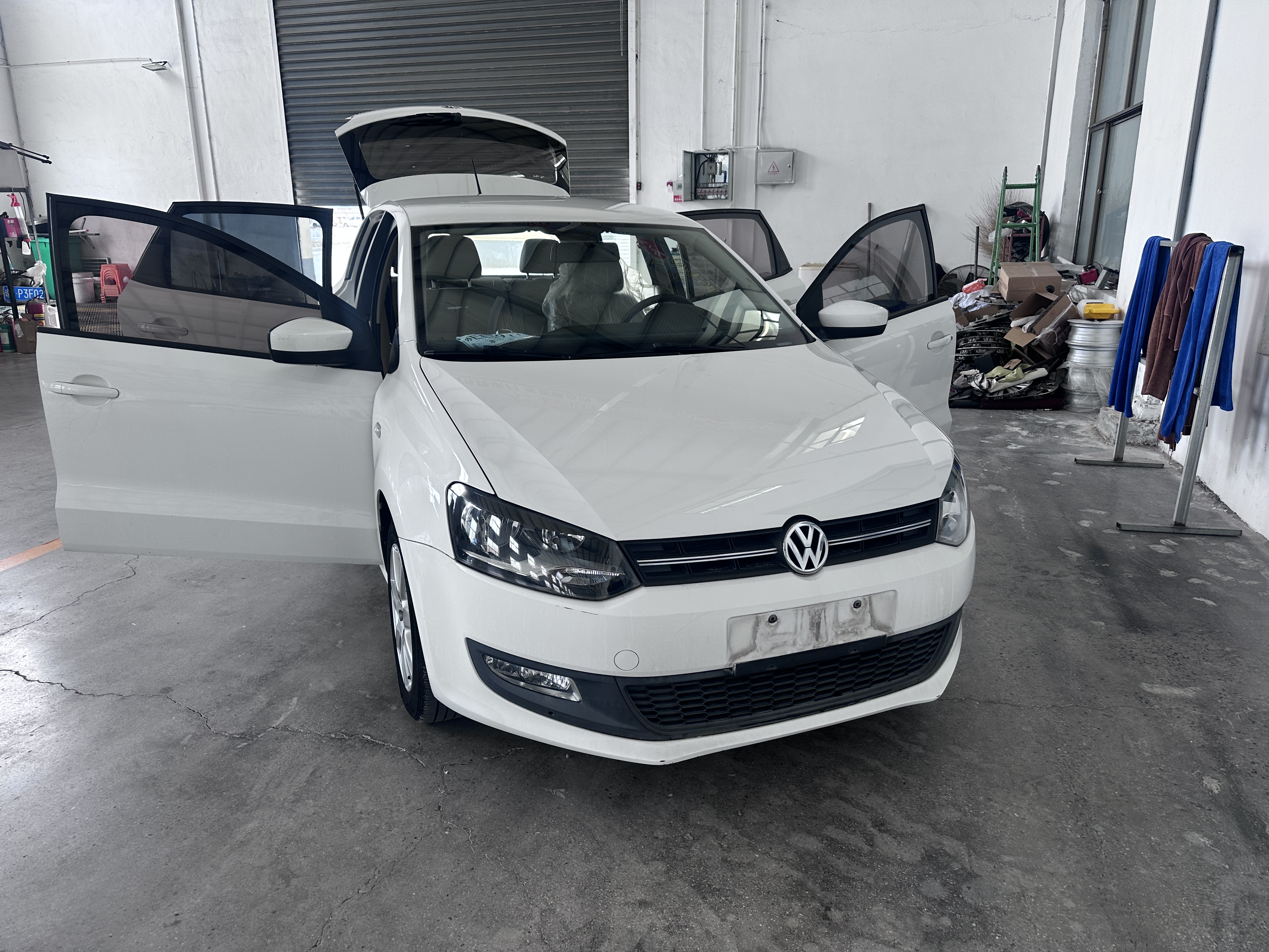 Polo 2013 Polo 2013 car image