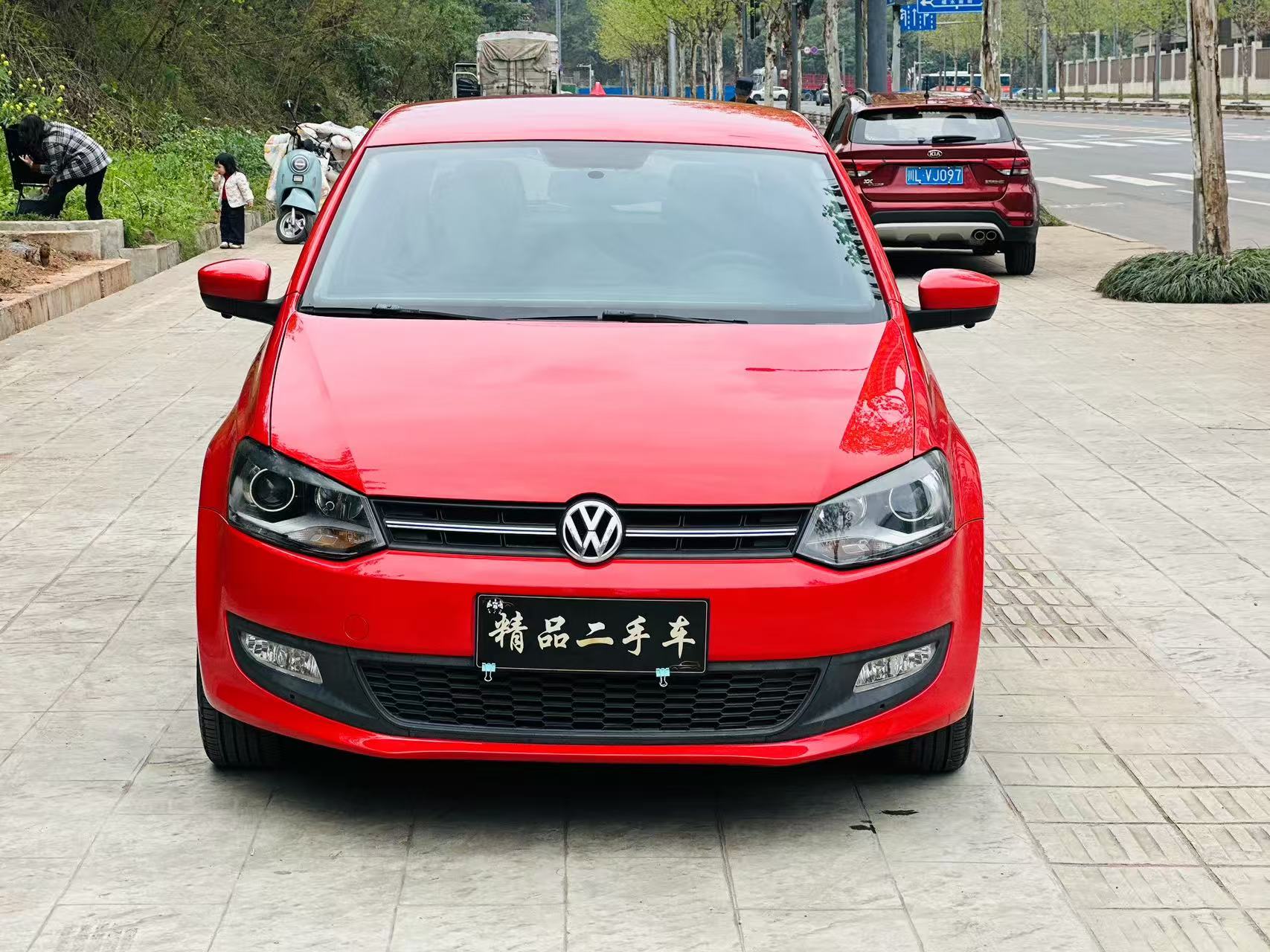 Volkswagen Polo 2014 Volkswagen Polo 2014 car image