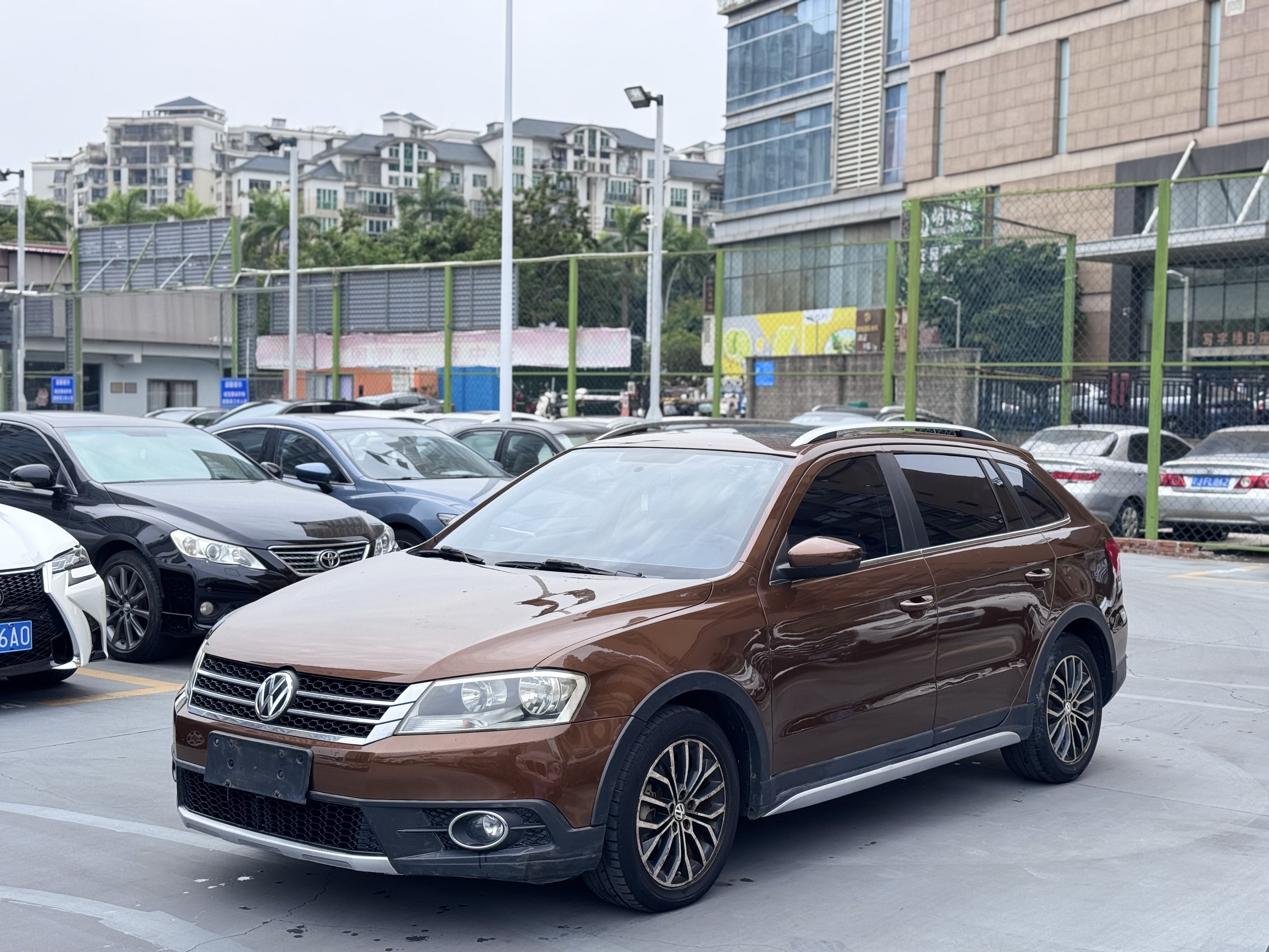 Volkswagen Cross Lavida 2014 Volkswagen Cross Lavida 2014 immagine di auto