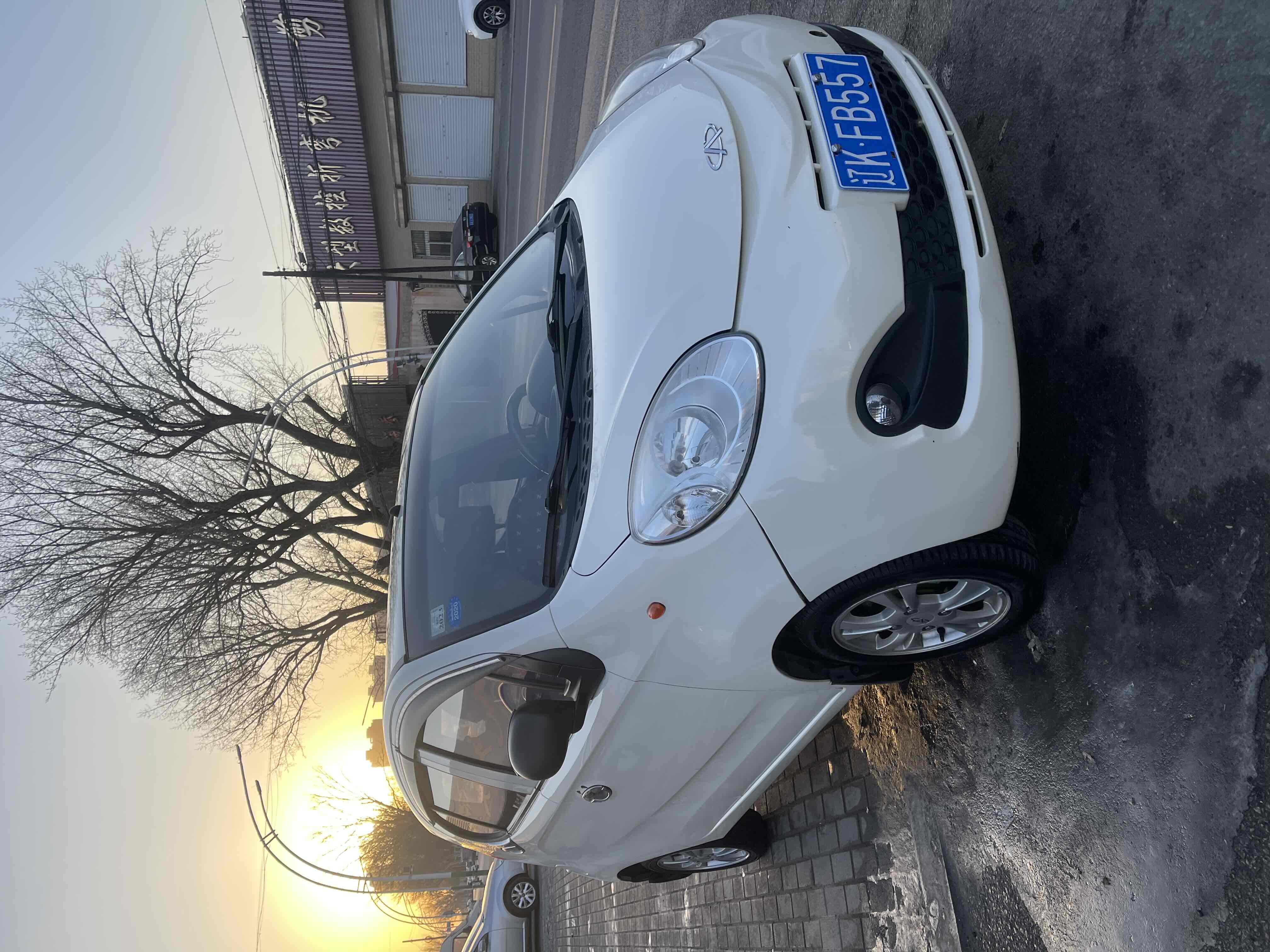 Chery QQ3 2013 car image 