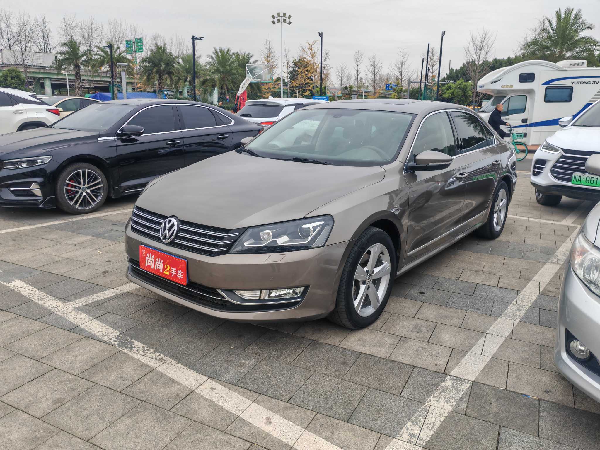 Volkswagen Passat 2012 immagine di auto 