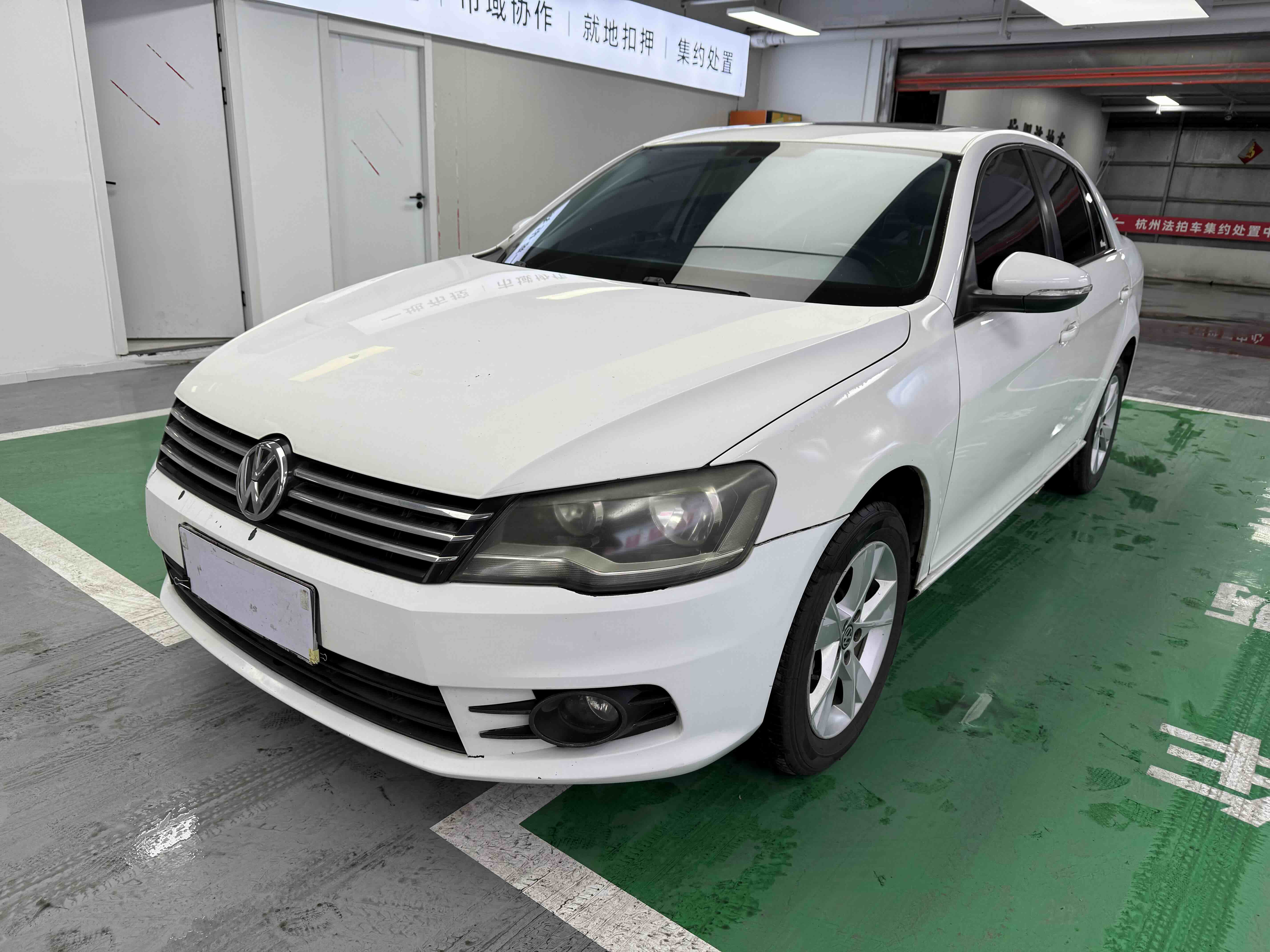 Volkswagen Bora 2013 Volkswagen Bora 2013 car image