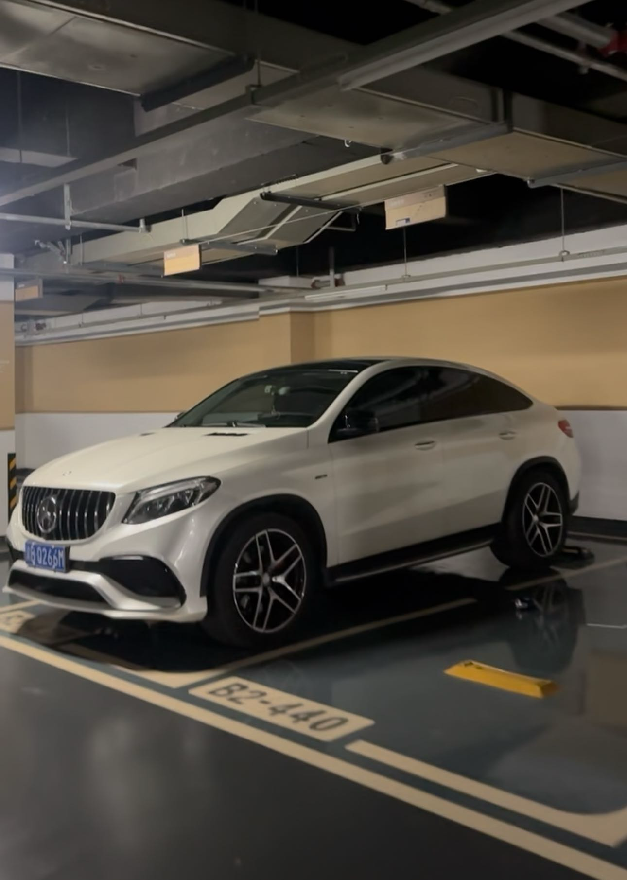 Mercedes-Benz GLE Coupe 2017 car image 