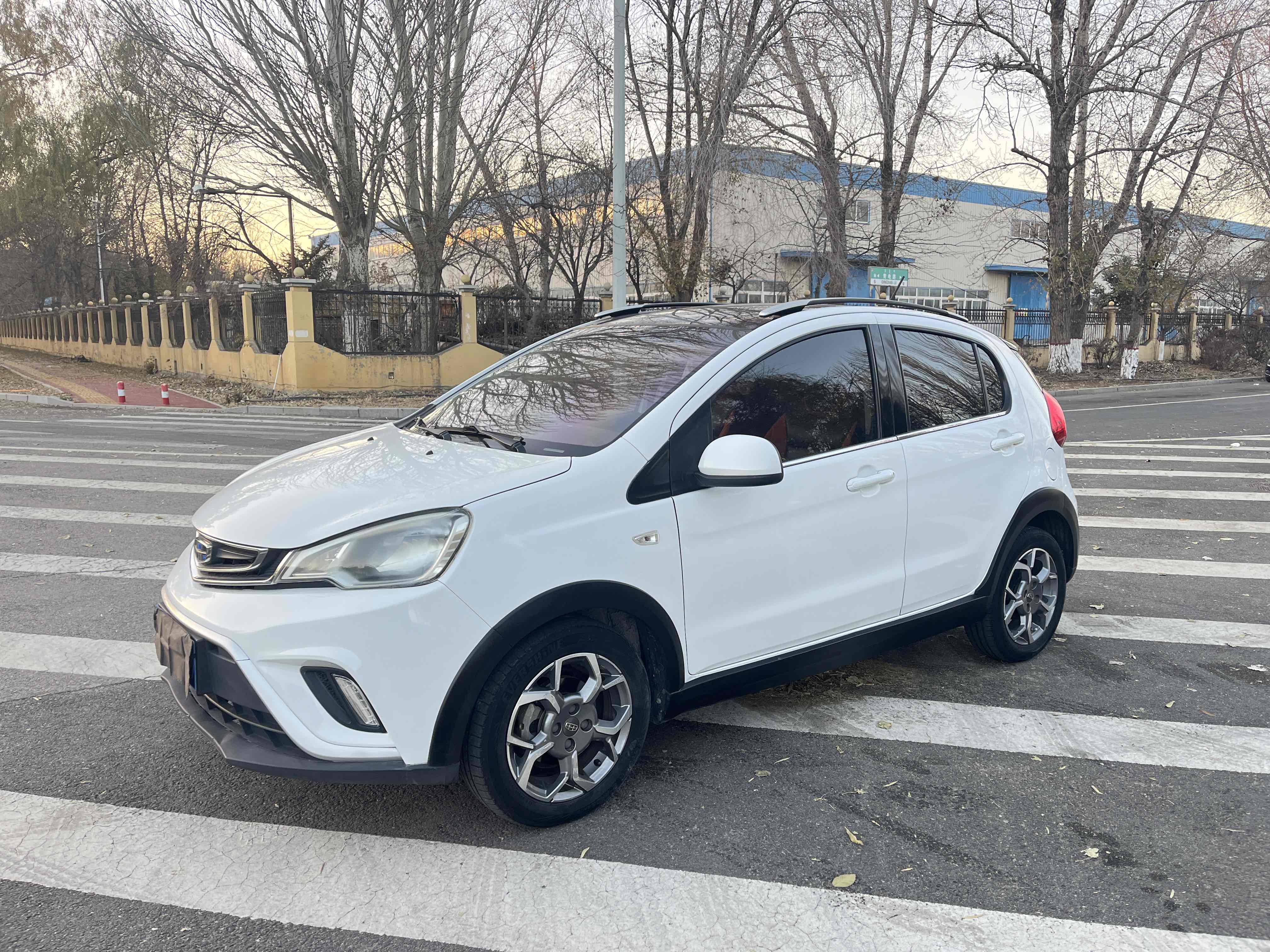 GEELY Vision X1 2018 car image 