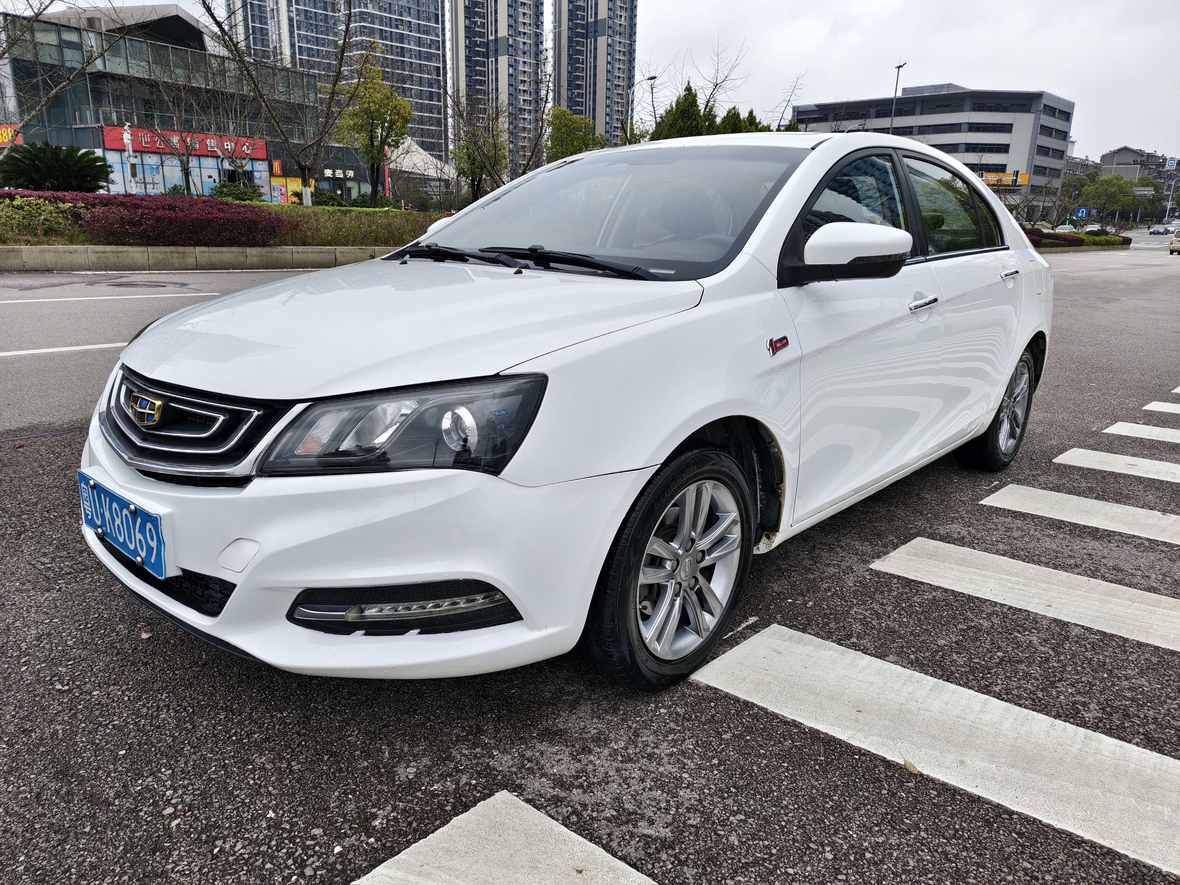 GEELY Emgrand 2017 GEELY Emgrand 2017 car image