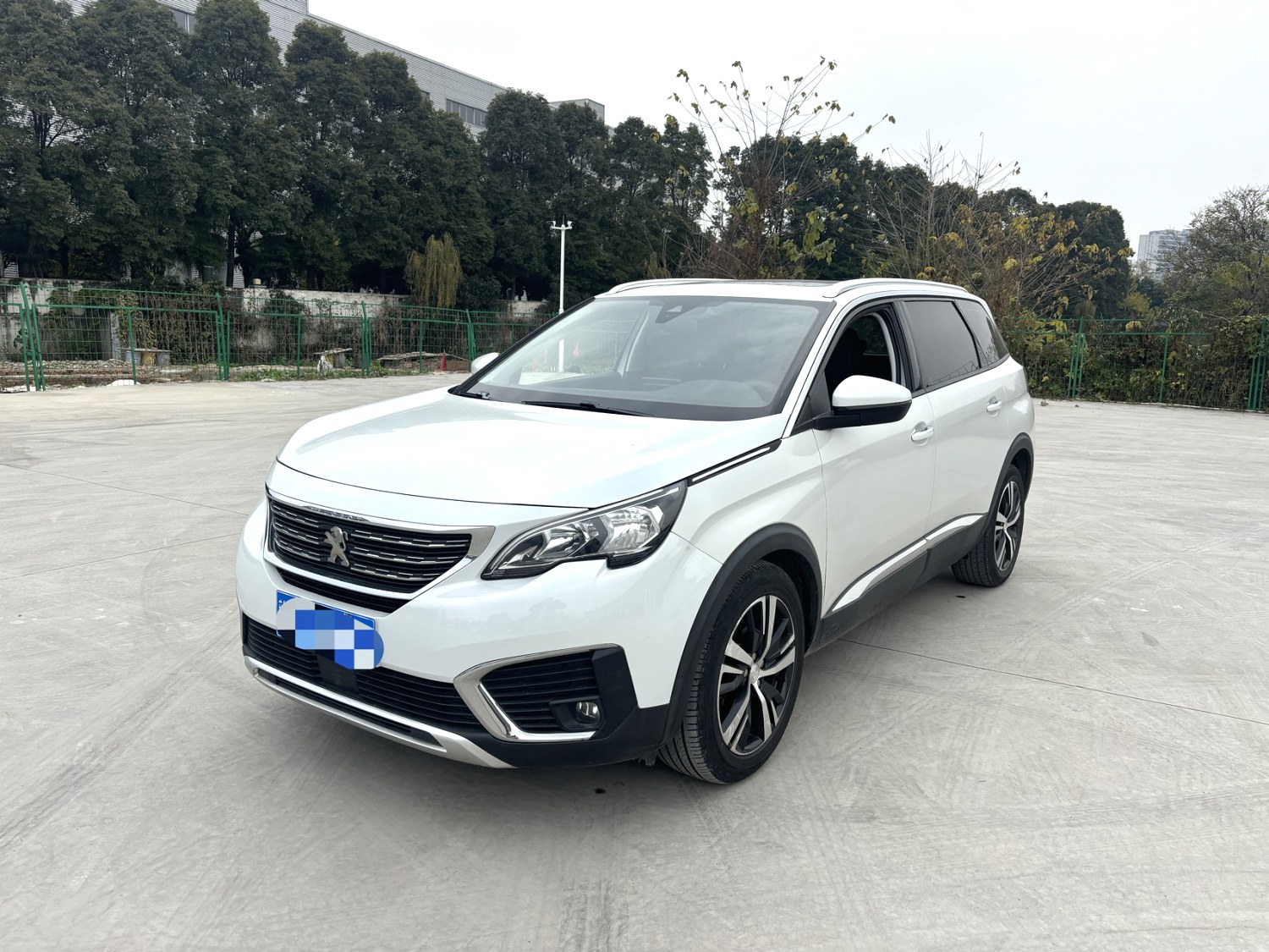 Peugeot 5008 2017 汽车图片 