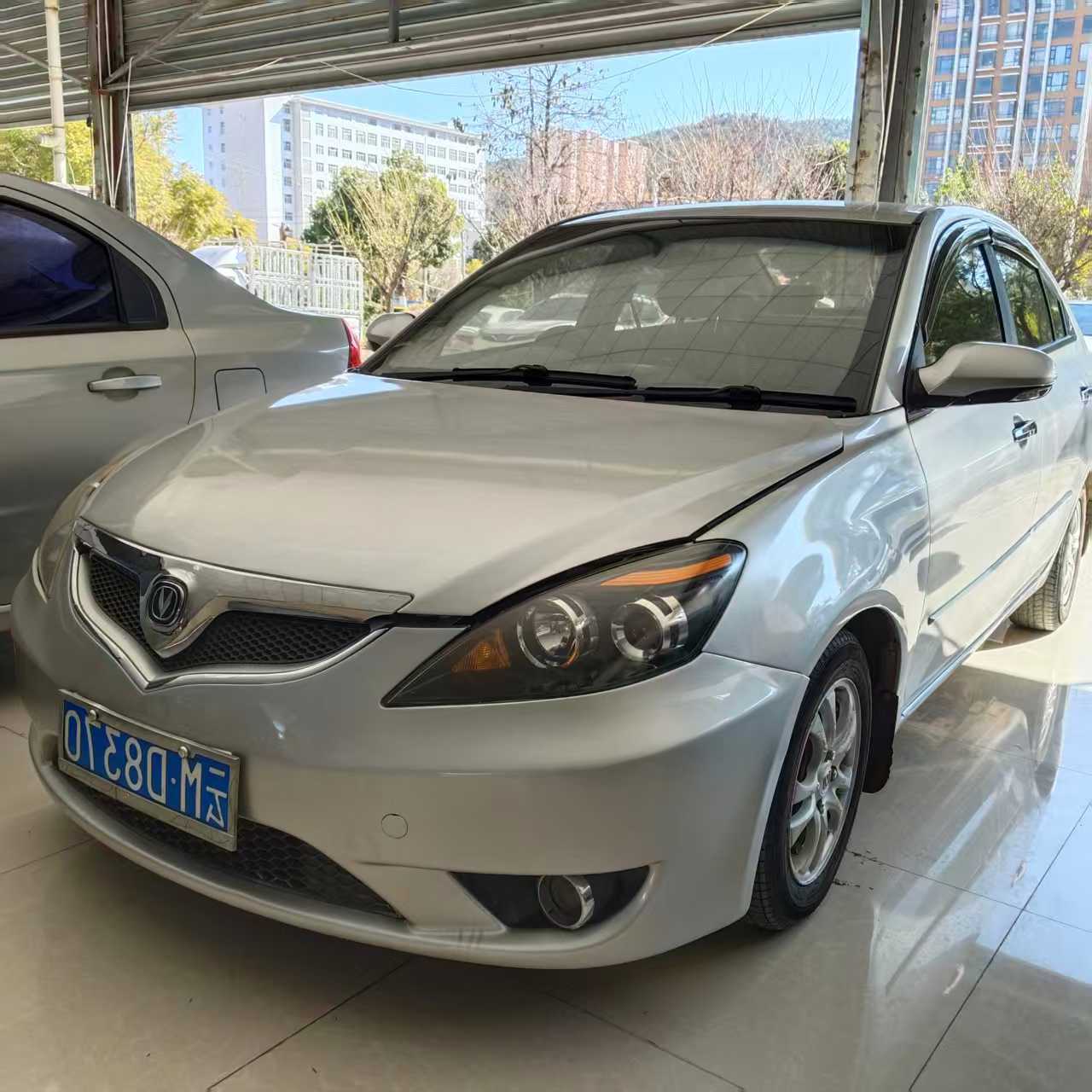 Changan Alsvin 2012 car image 