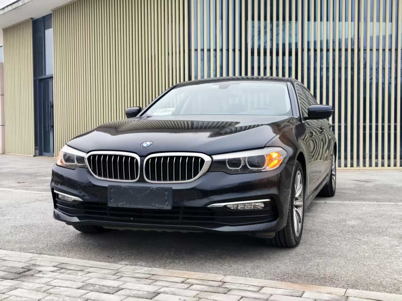 BMW 5 Series 2018 car image 