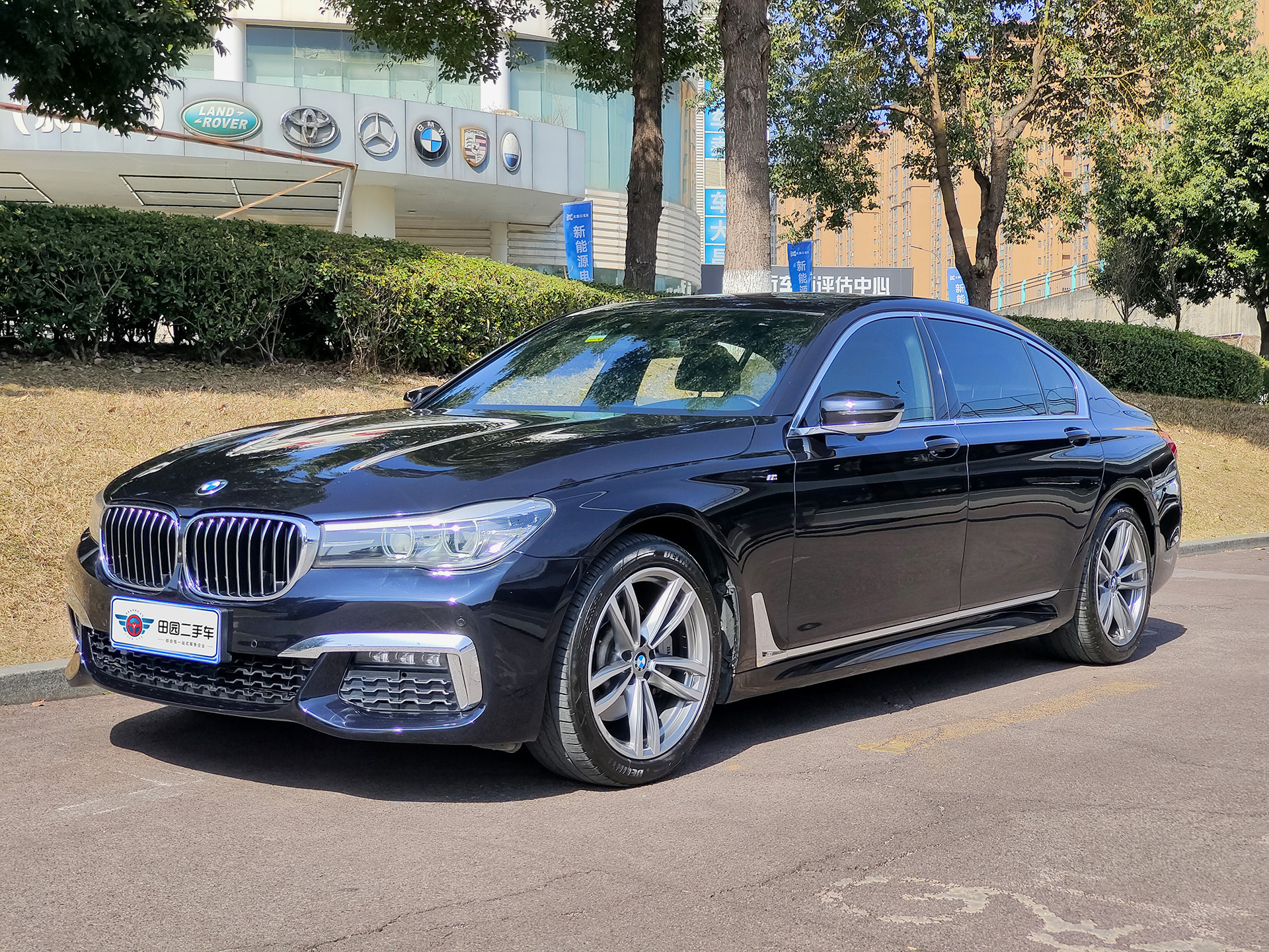 BMW 7 Series 2018 car image 