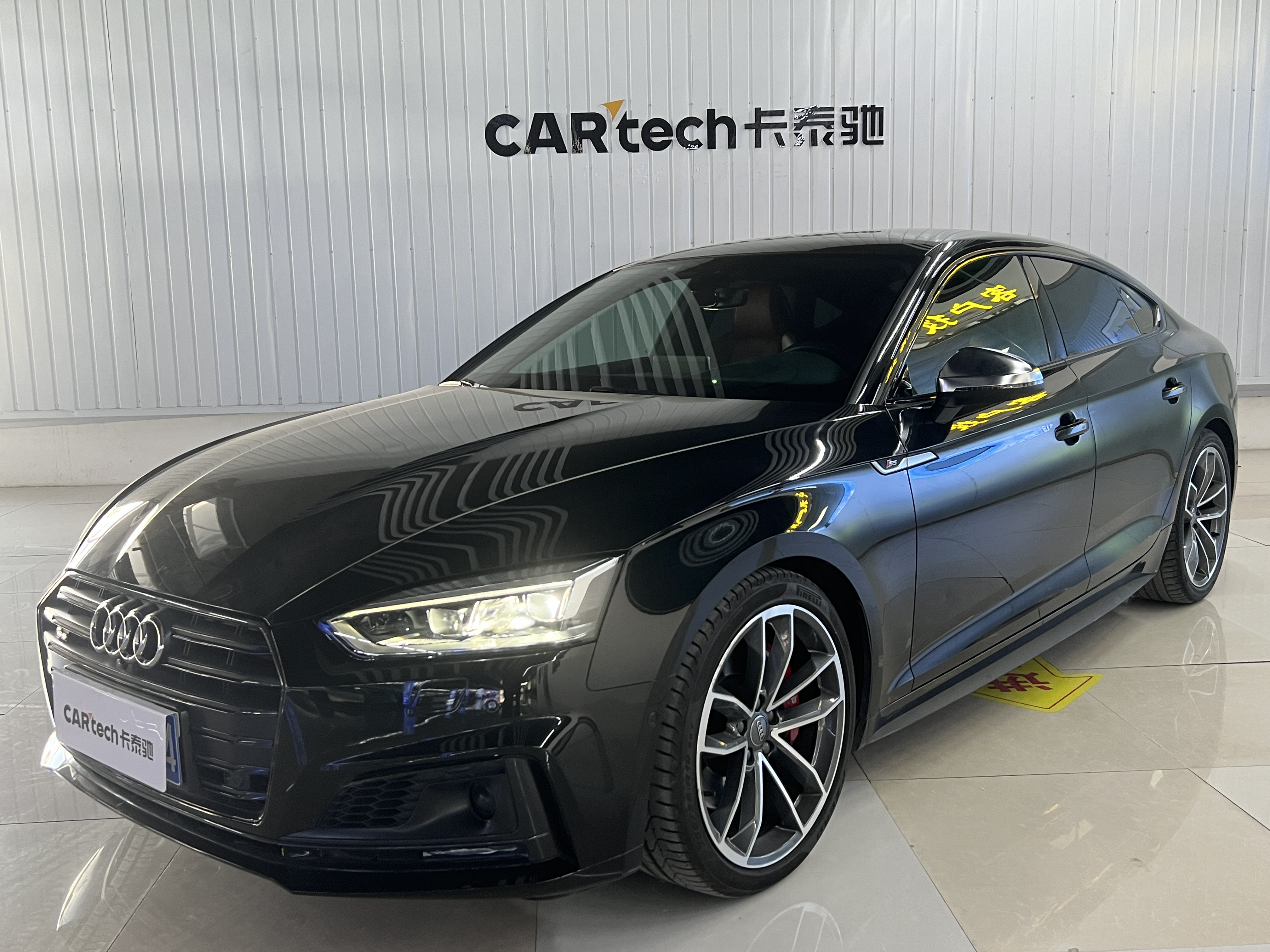 Audi S5 2019 car image 