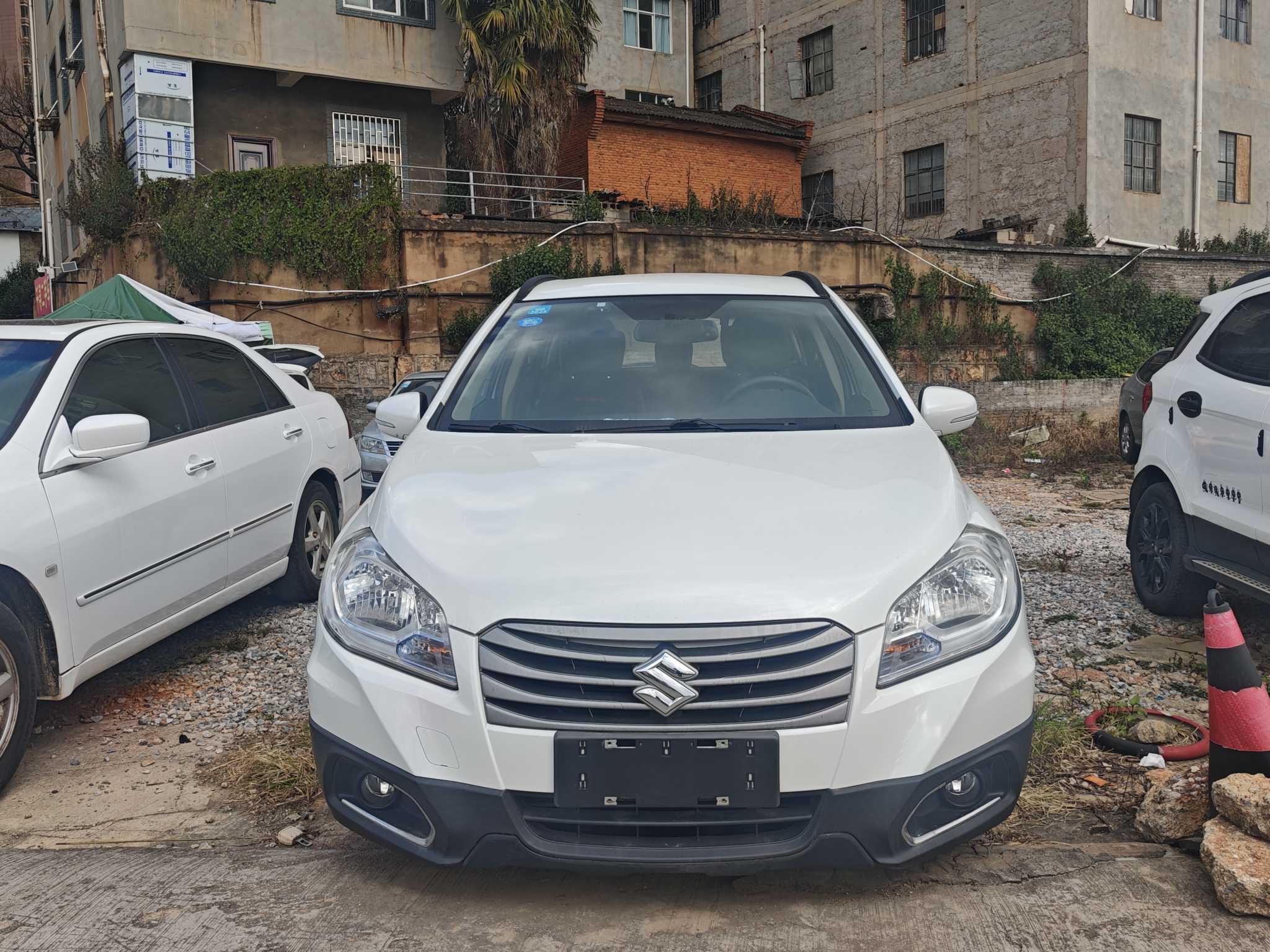 Suzuki SX4 S-CROSS 2017 汽车图片 