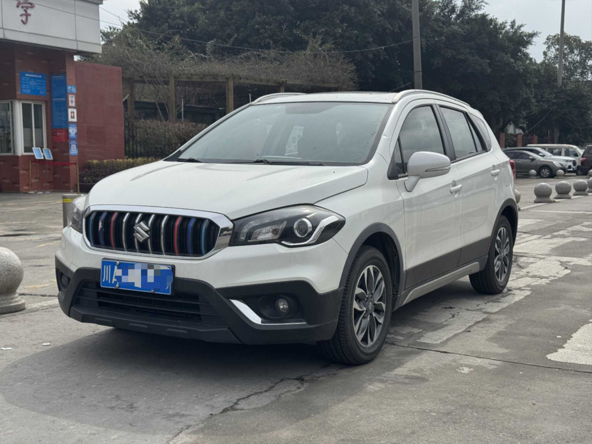 Suzuki SX4 S-CROSS 2019 汽车图片 
