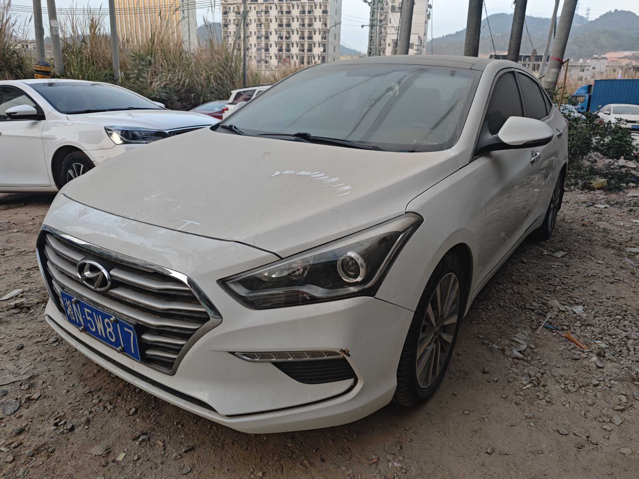 Hyundai Mistra 2017 car image 