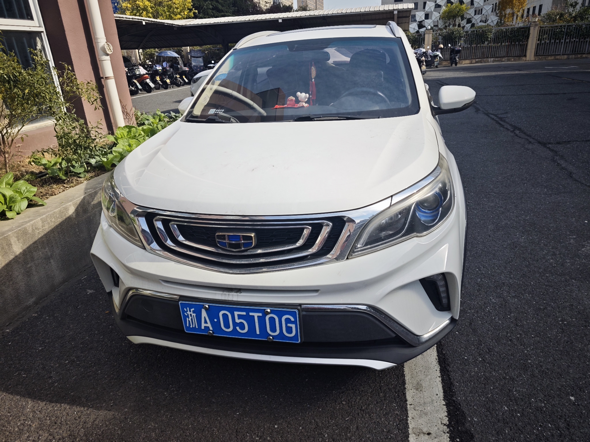 Vision X3 2018 immagine di auto 