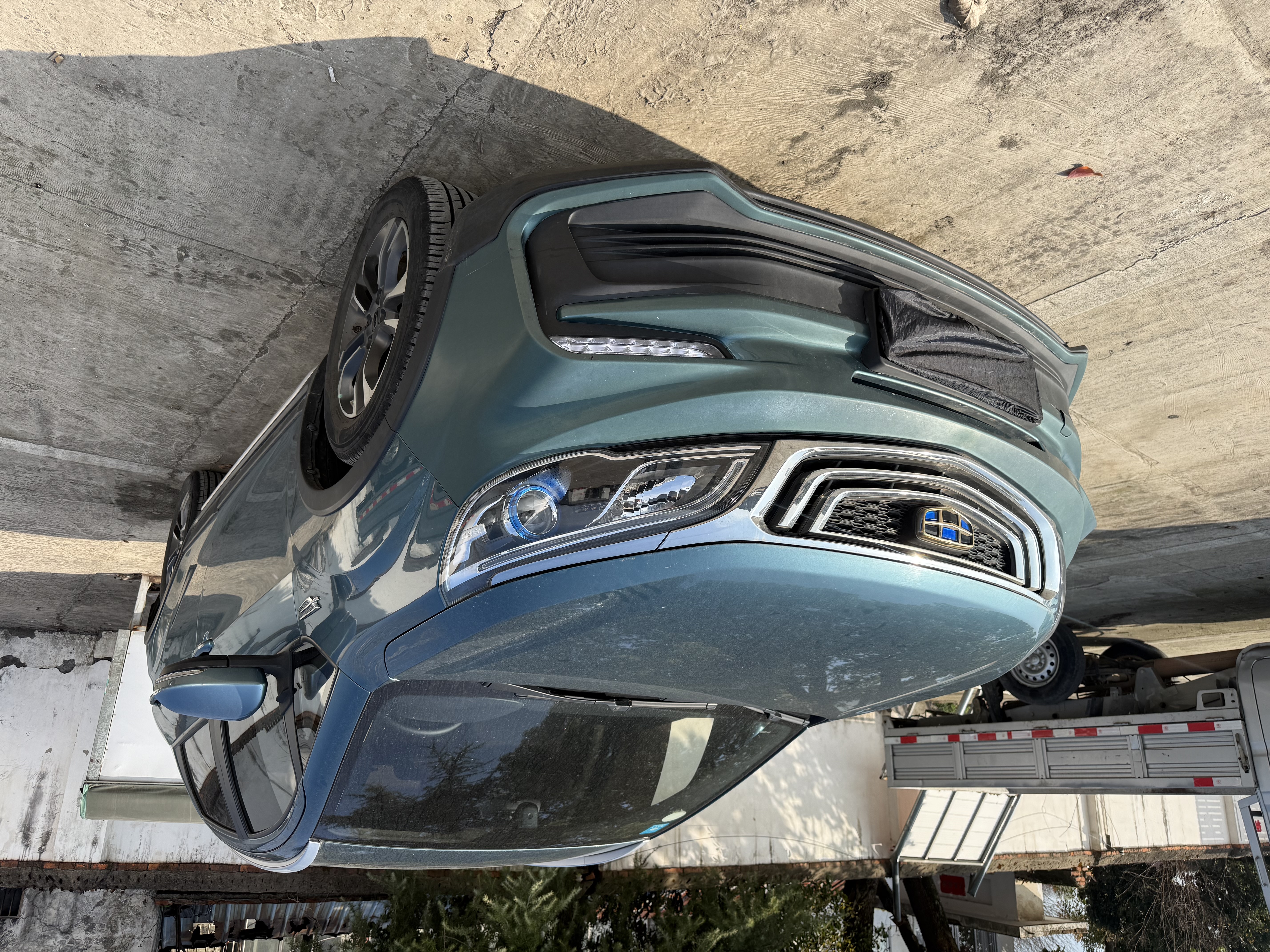 GEELY Vision X3 2020 image de voiture 