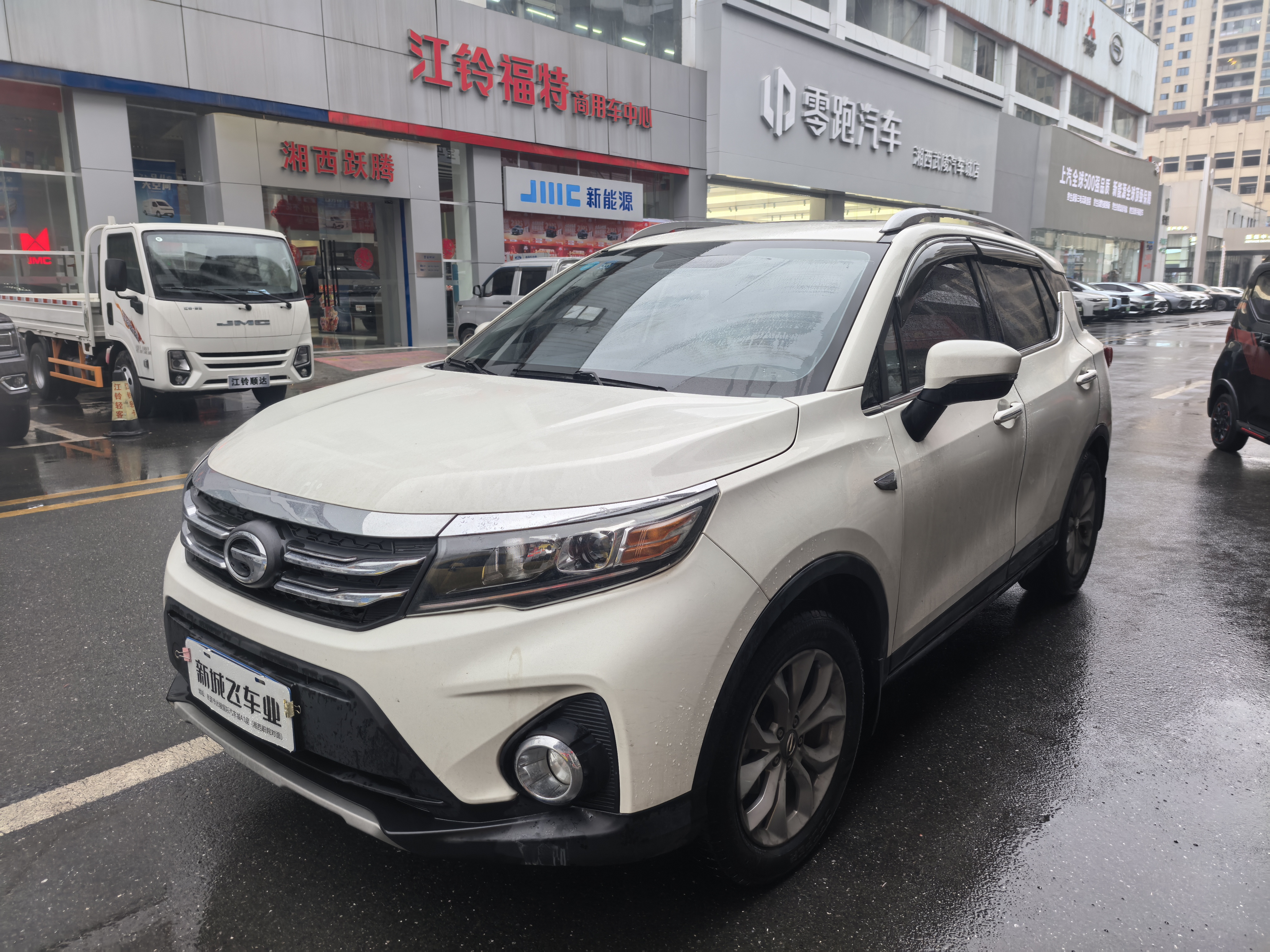 GAC Trumpchi GS3 2018 car image 