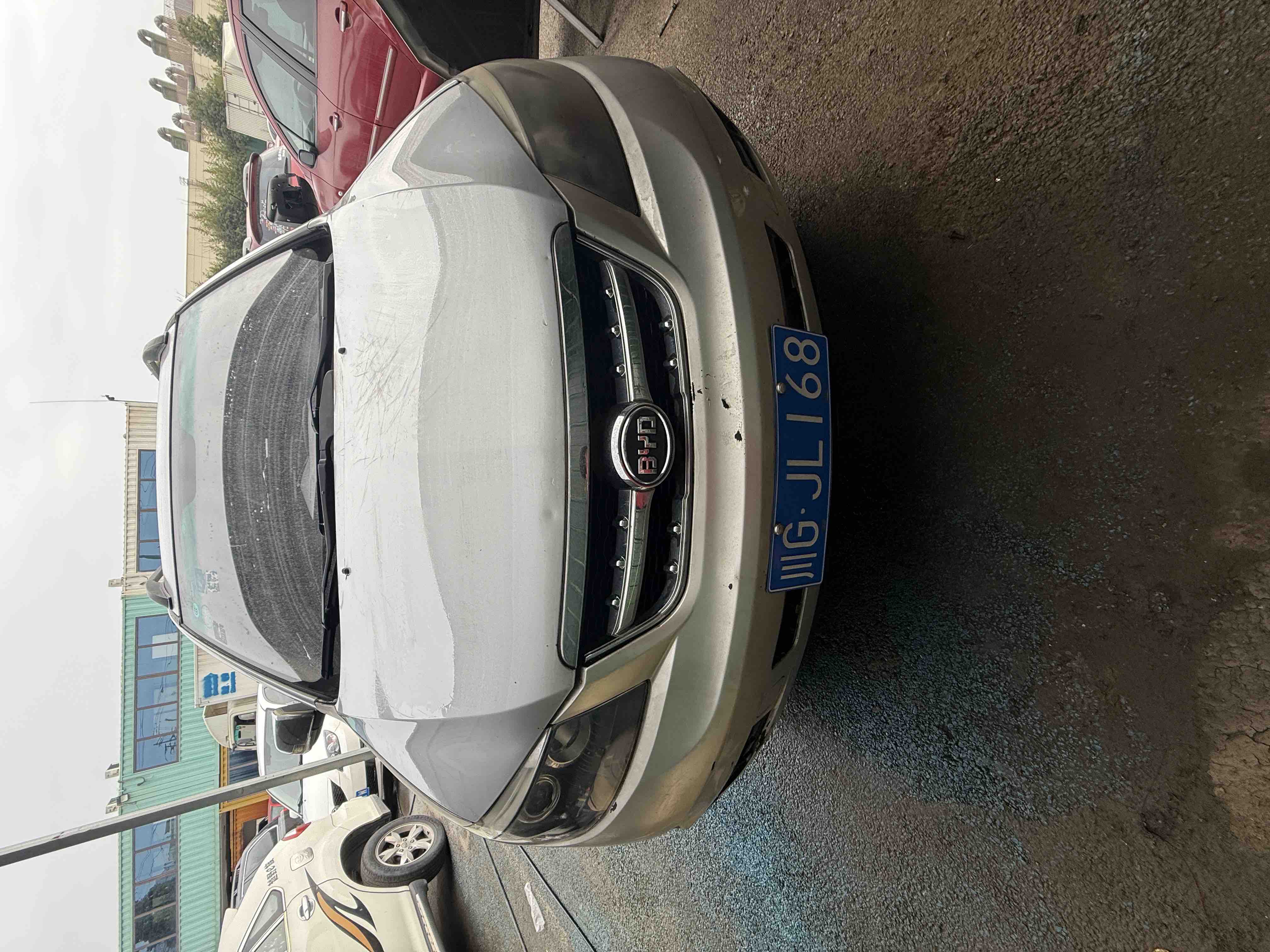BYD S6 2012 car image 