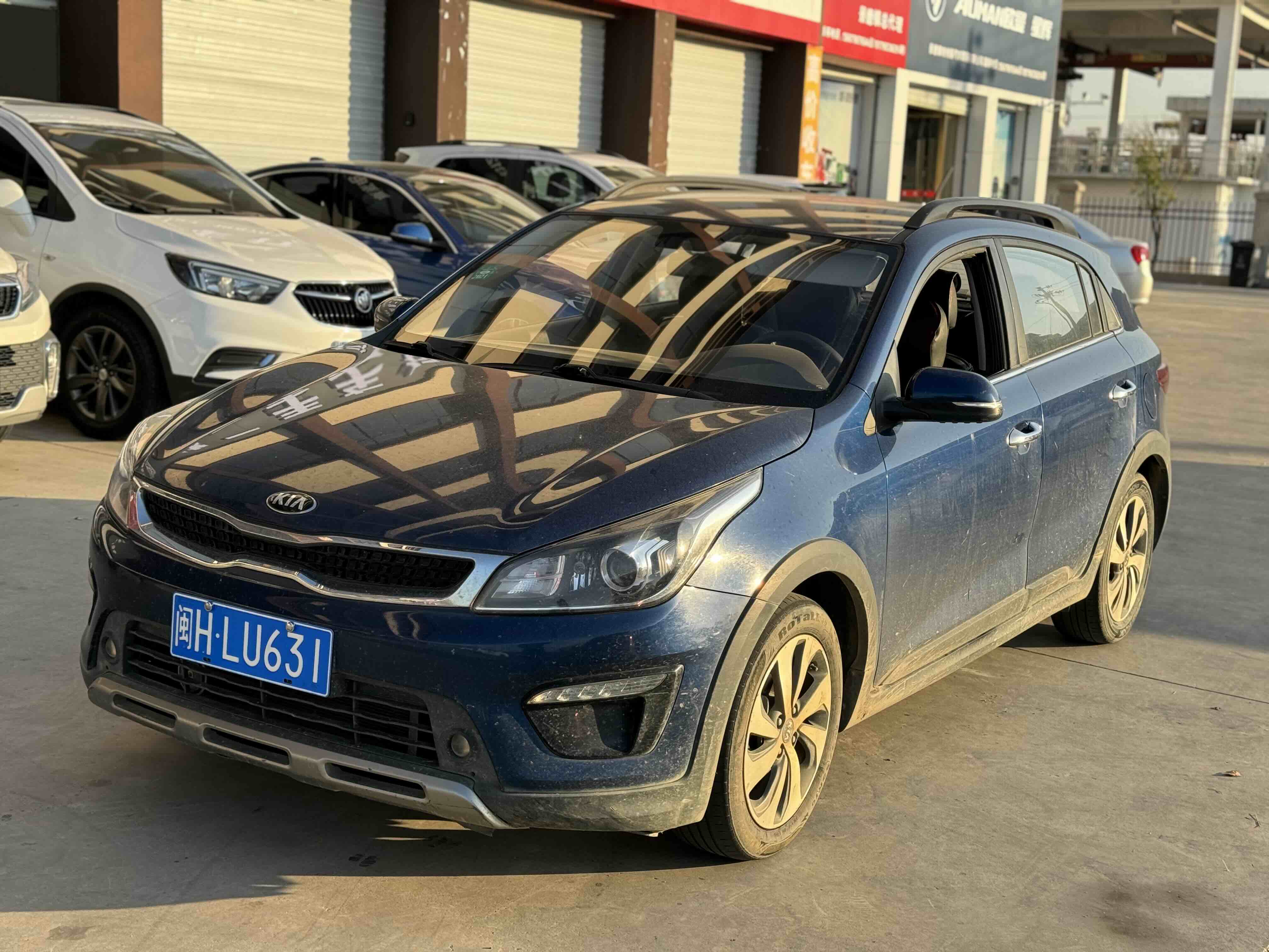 Kia Rio Cross 2017 汽车图片 