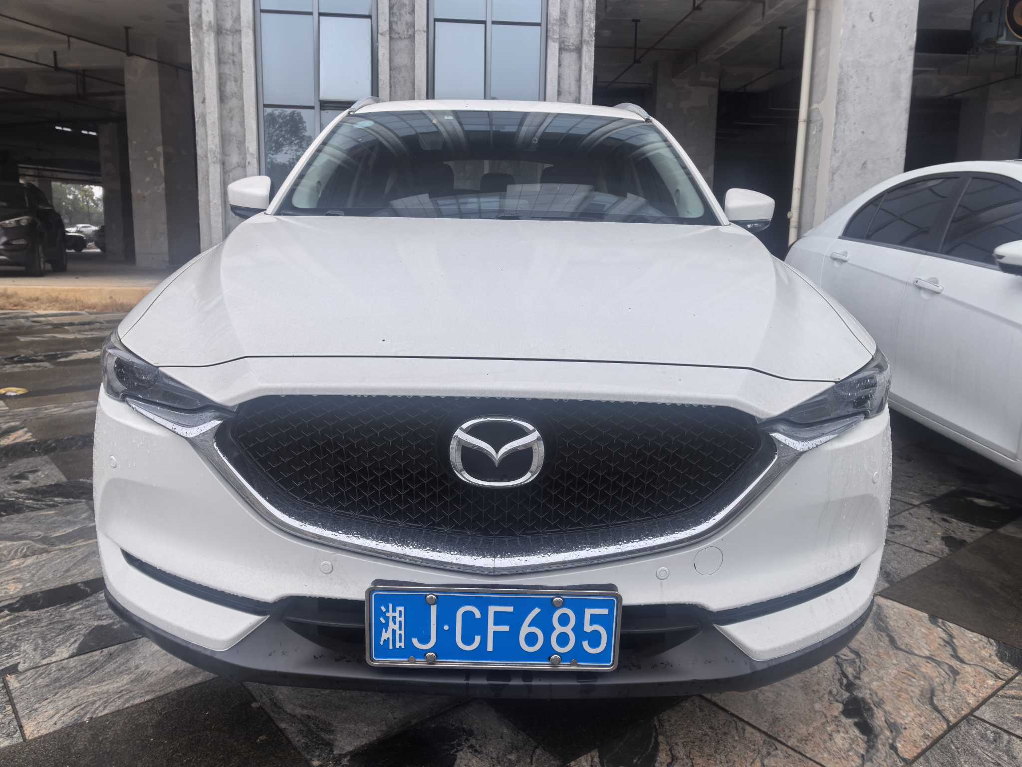 Mazda CX-5 2019 car image 