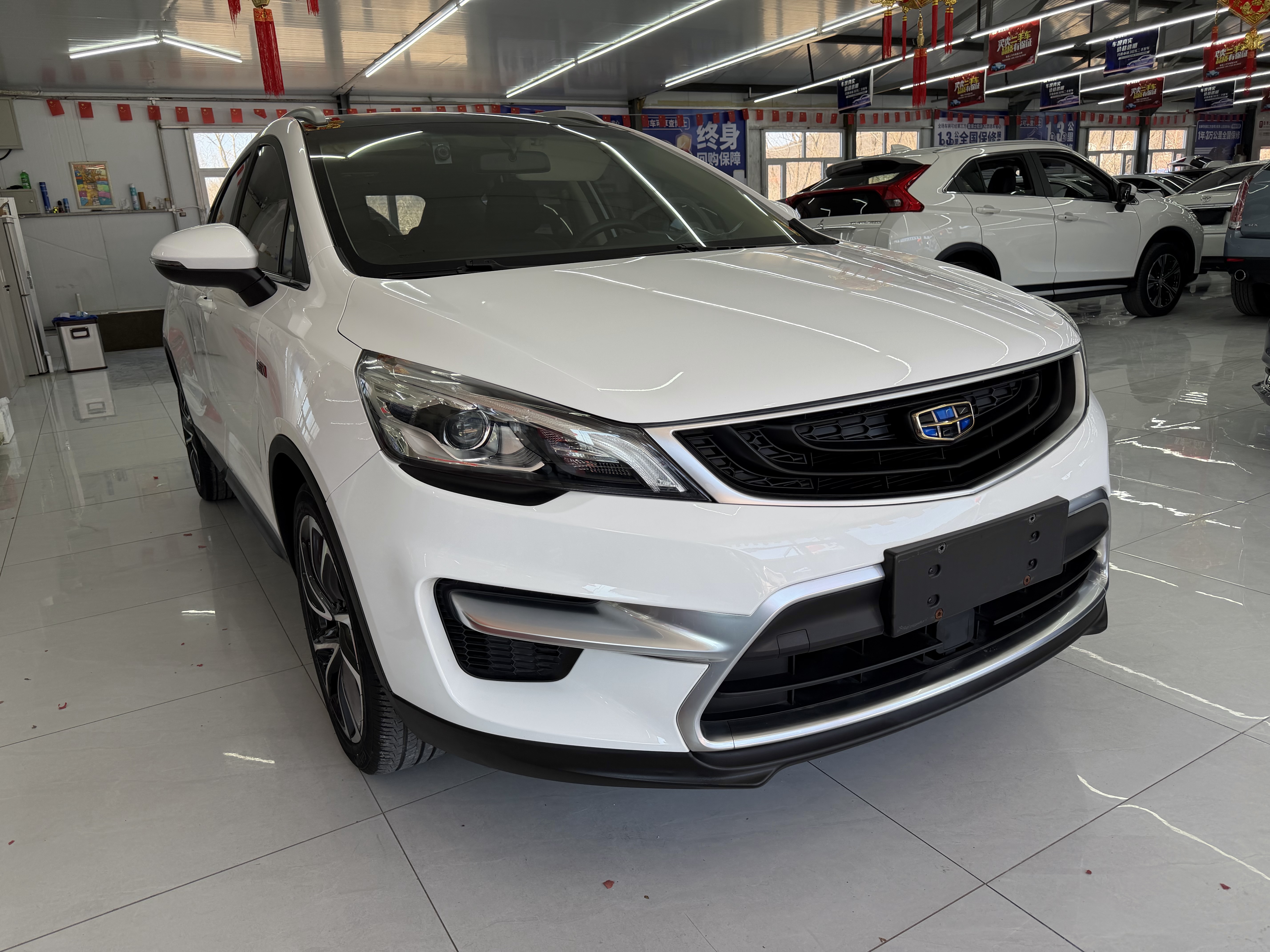 GEELY Emgrand GS 2018 car image 