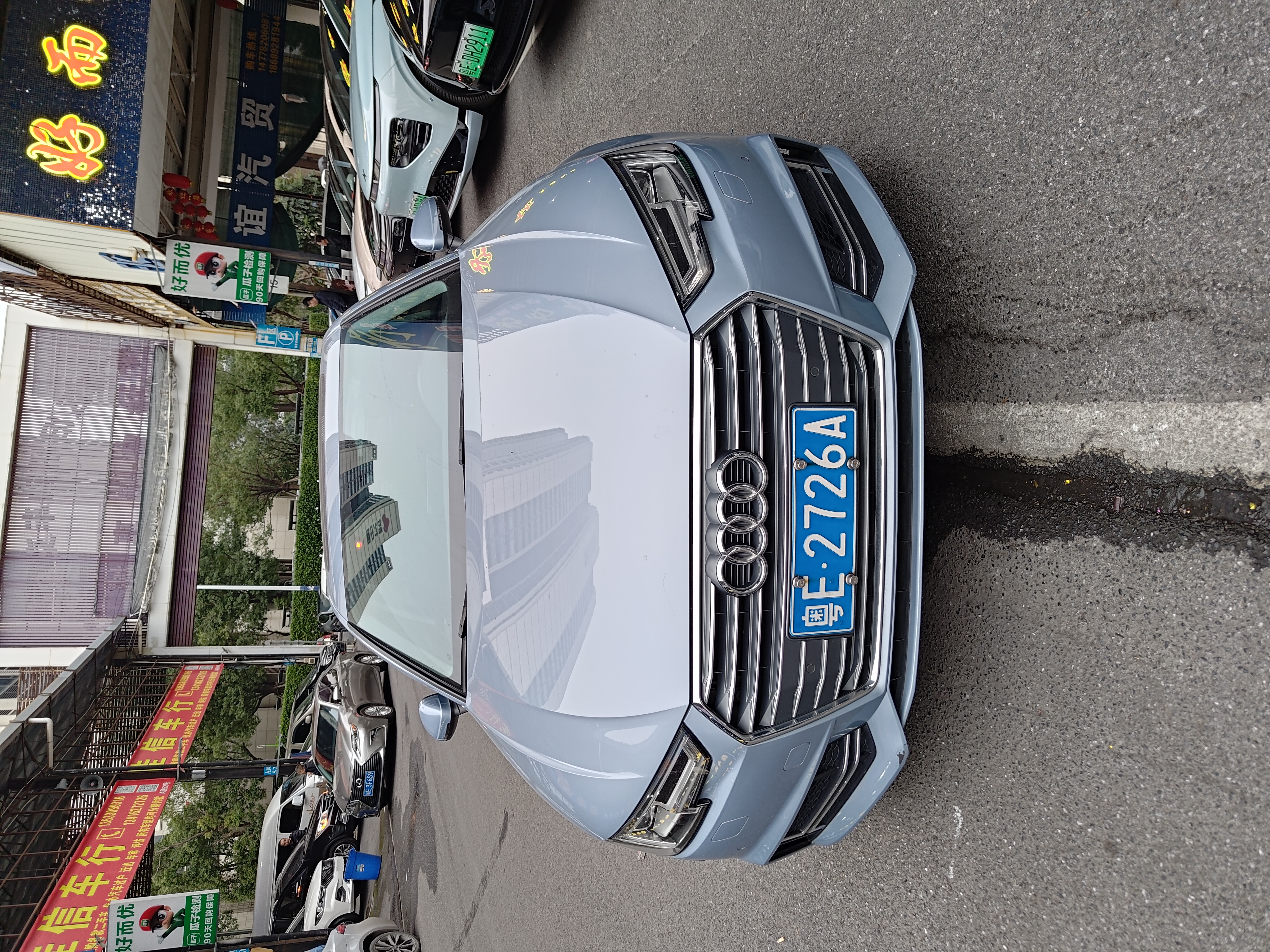 Audi A4L 2018 car image 