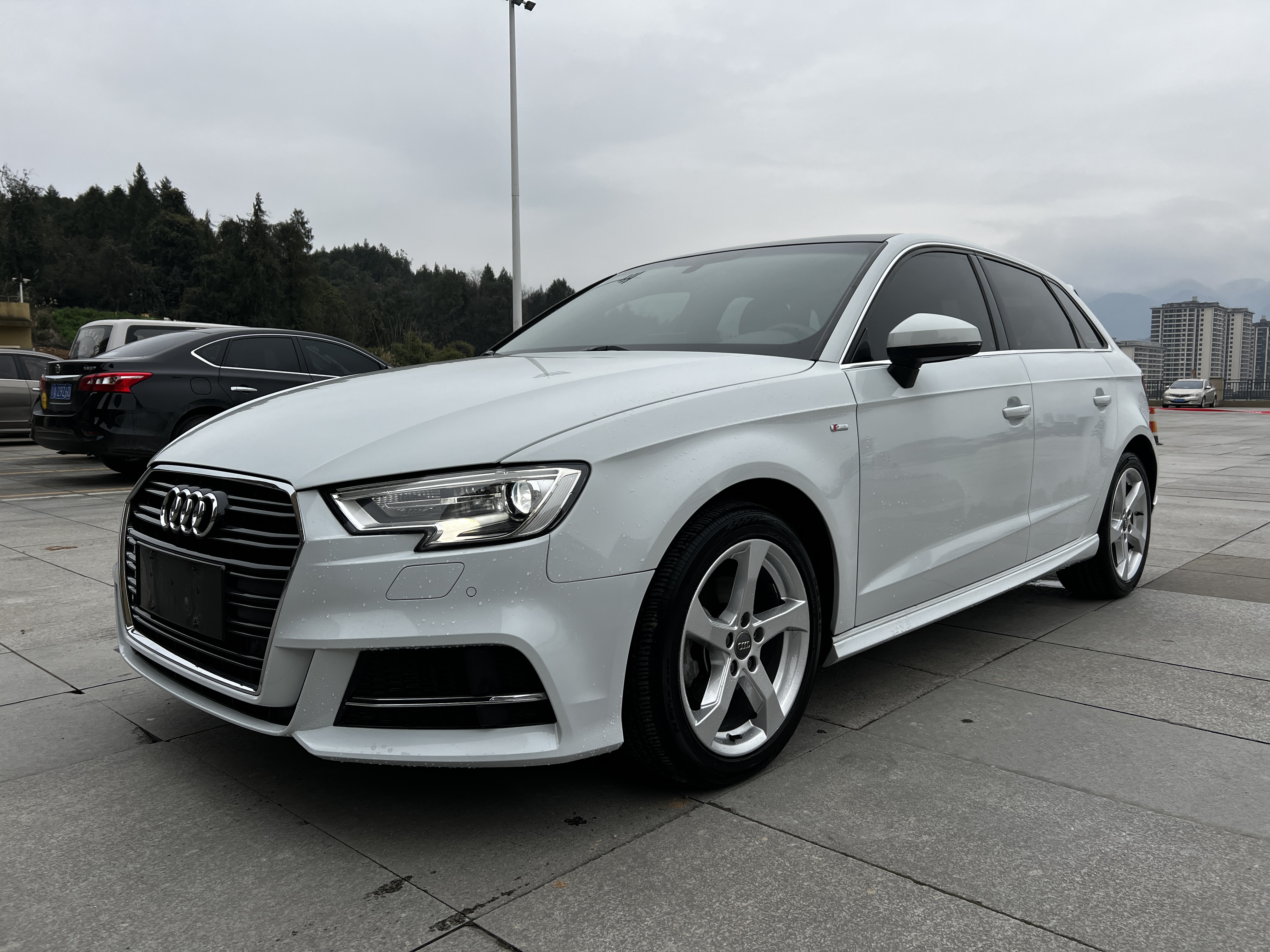 Audi A3 2018 car image 