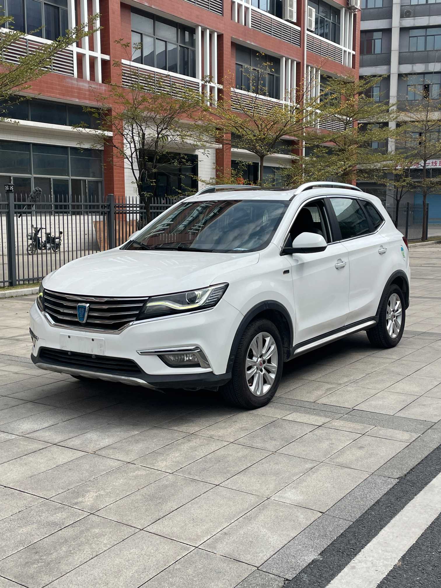 Roewe RX5 2018 изображение автомобиля 