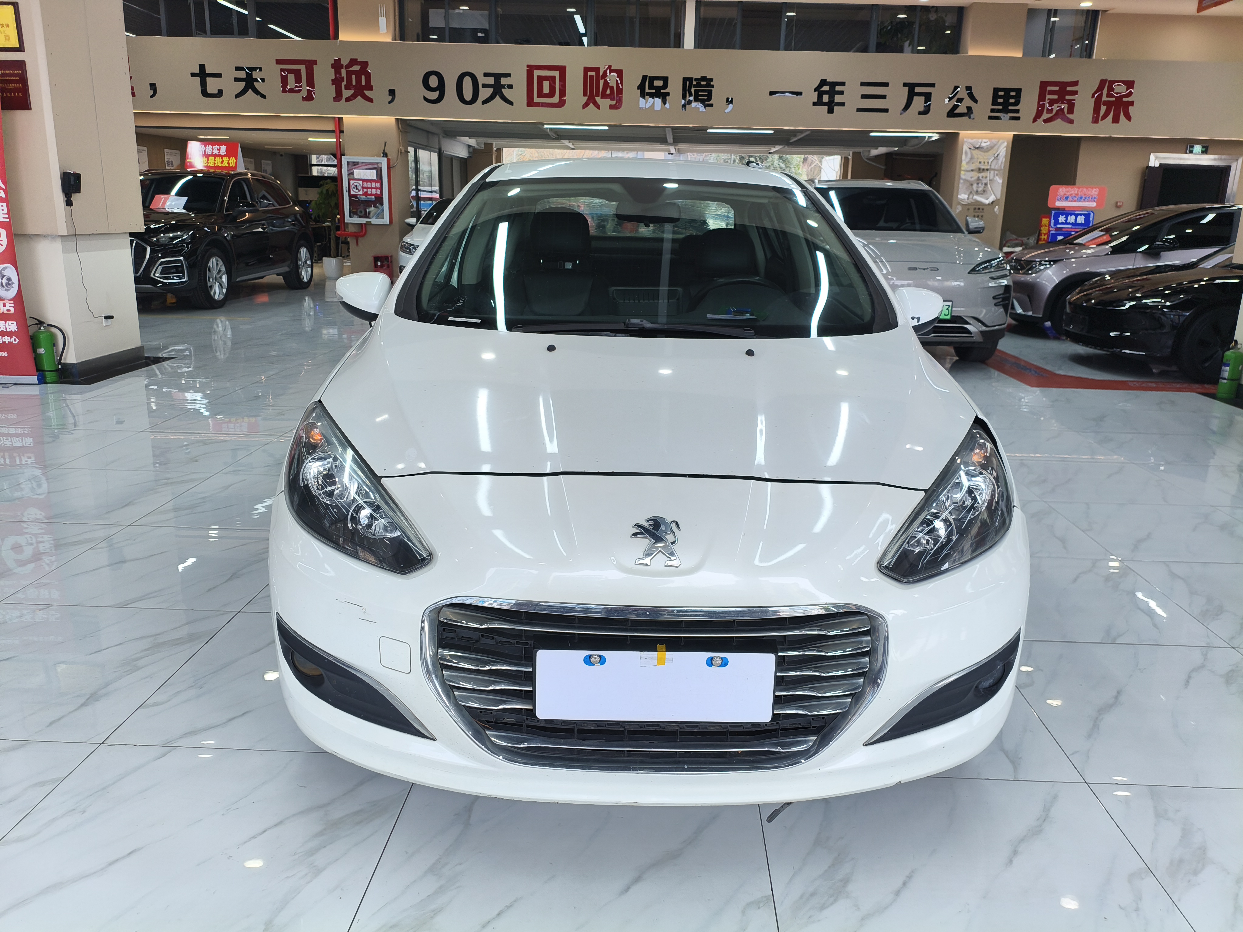 Peugeot 308 2015 汽车图片 